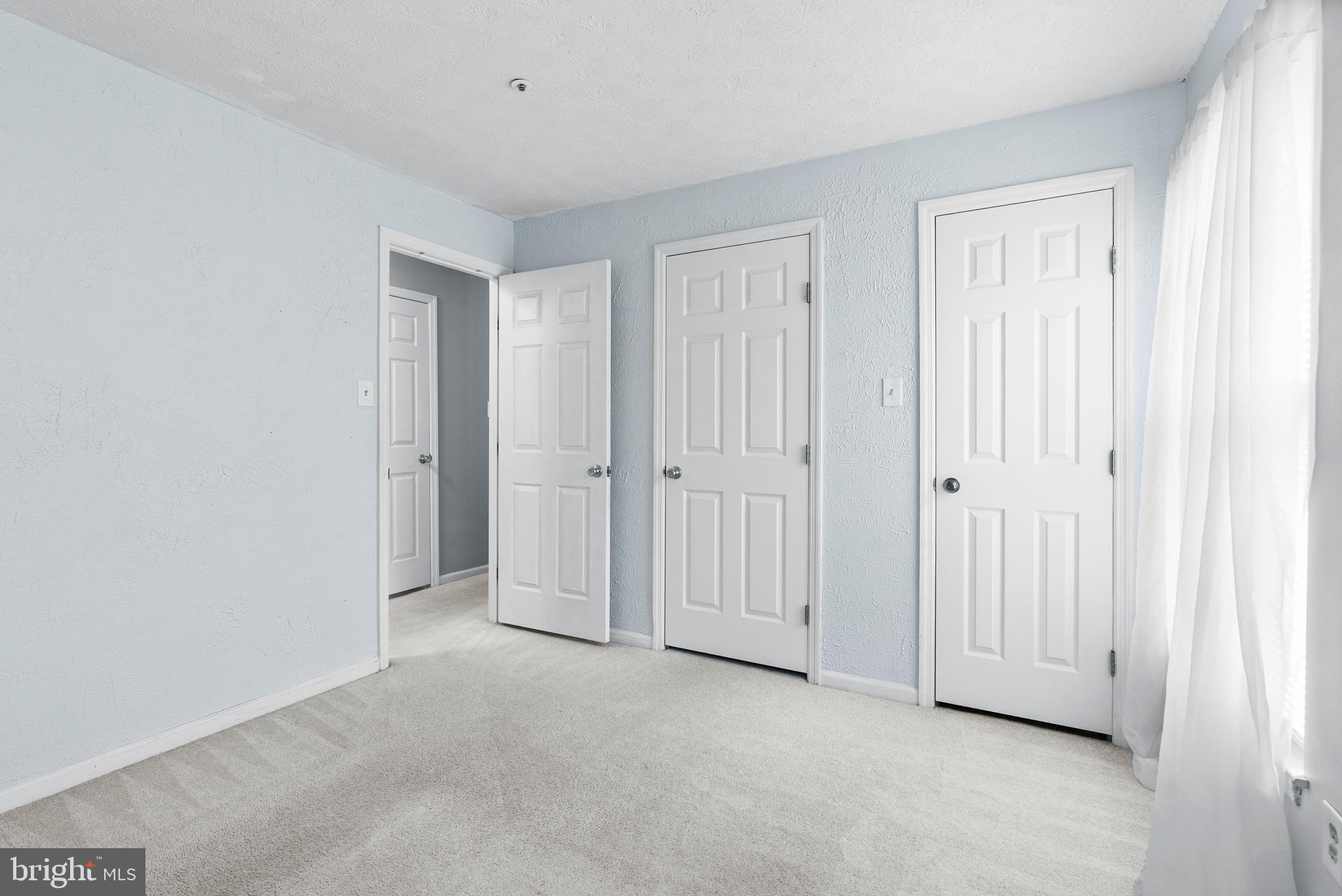 BRENTWOOD MANOR - Residential