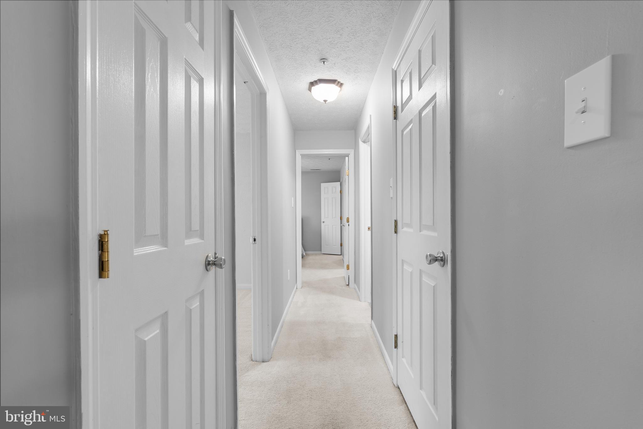 BRENTWOOD MANOR - Residential