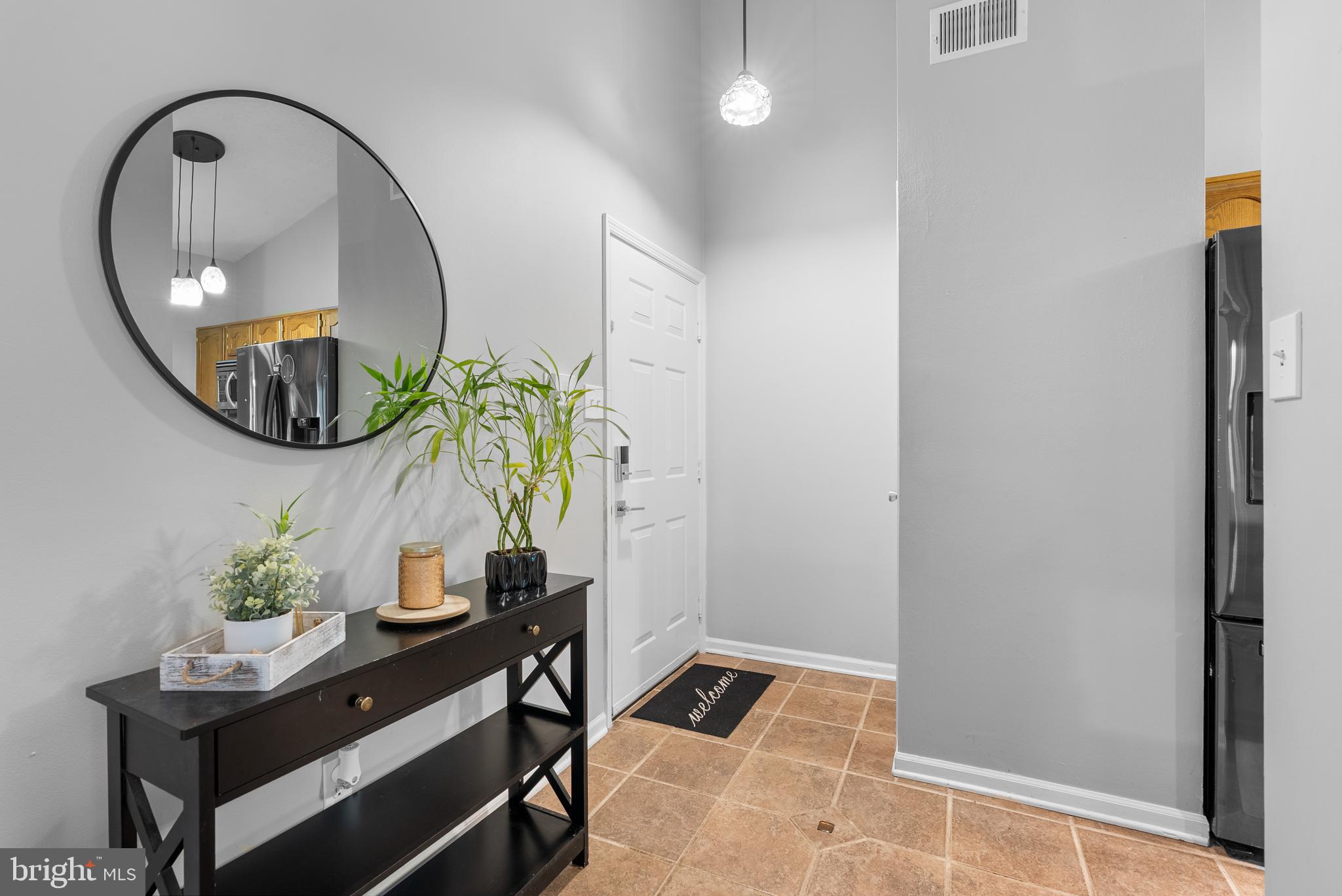 BRENTWOOD MANOR - Residential