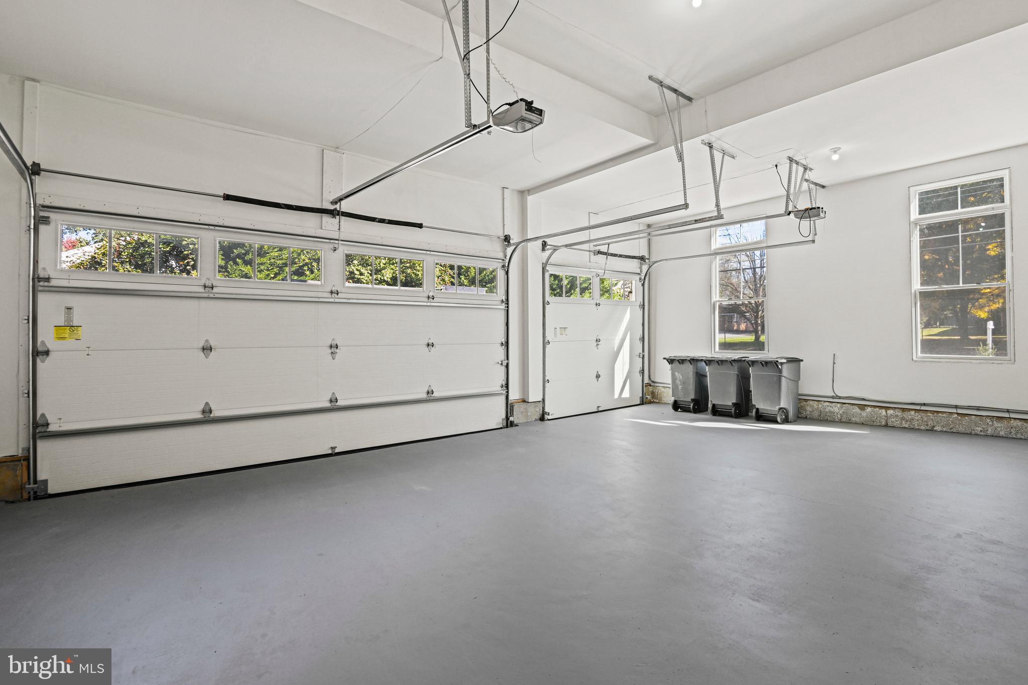 MAPLE VIEW - Residential