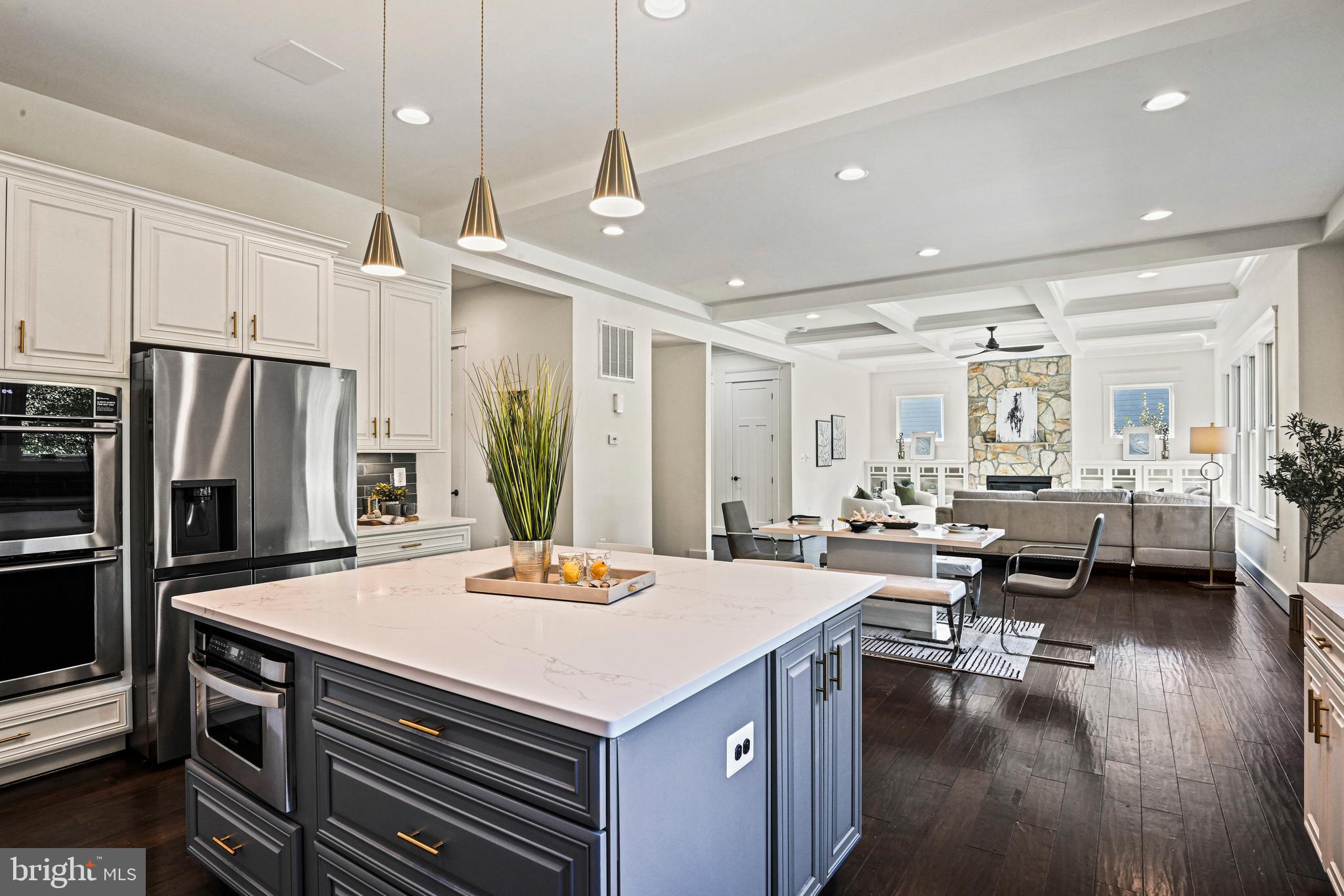 MAPLE VIEW - Residential