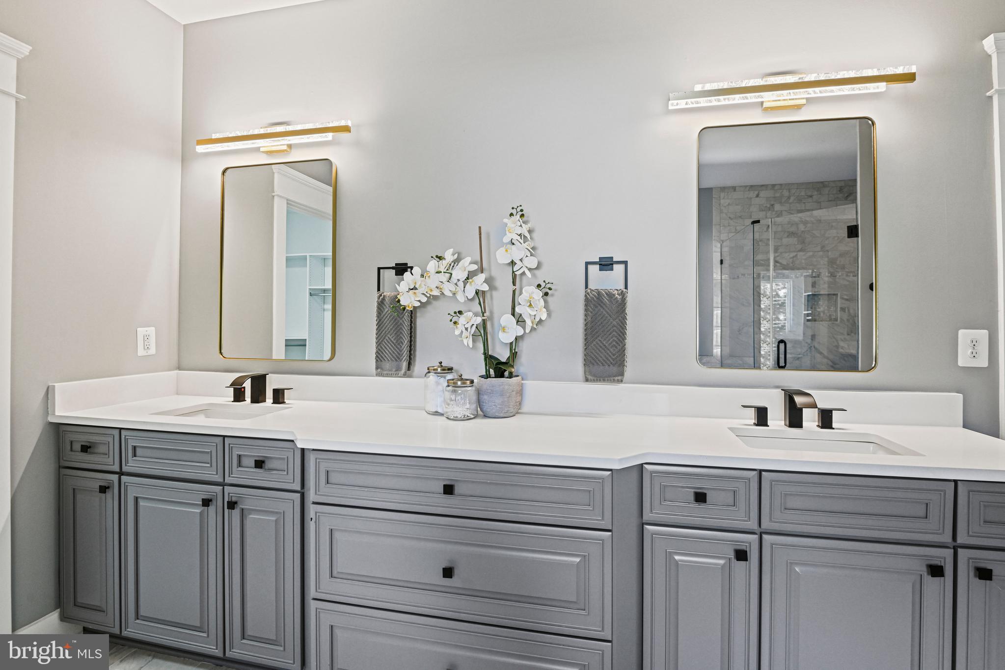 MAPLE VIEW - Residential