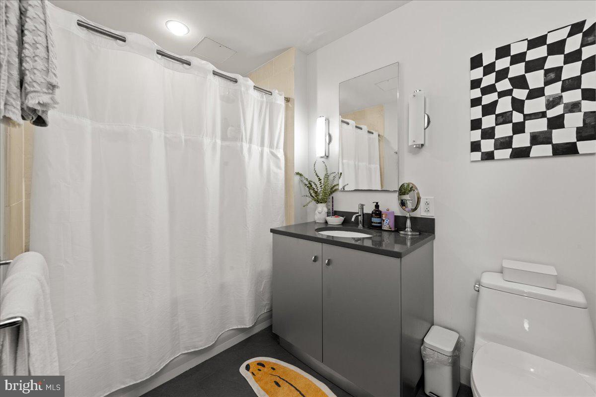 RITTENHOUSE SQUARE - Residential Lease