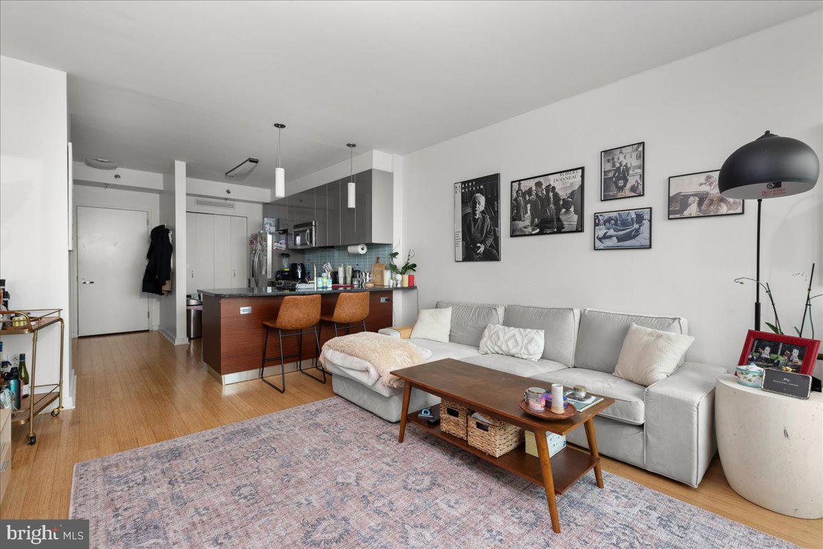 RITTENHOUSE SQUARE - Residential Lease