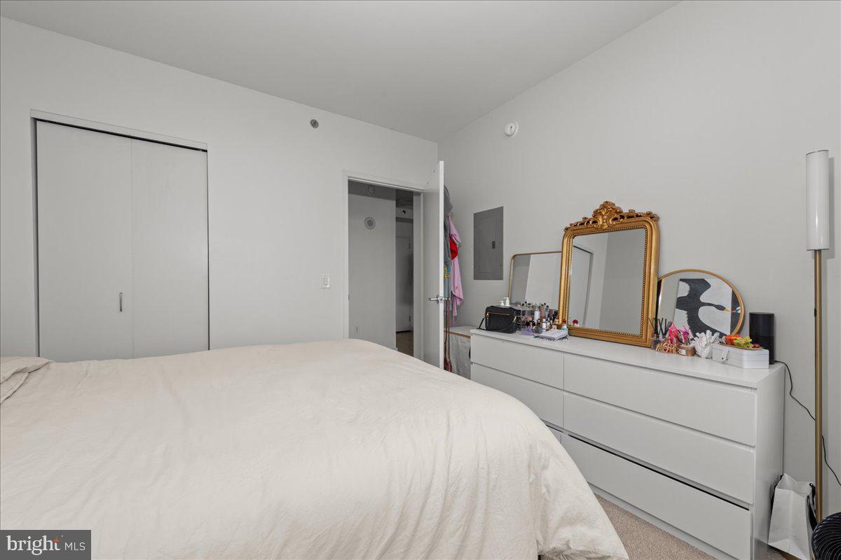 RITTENHOUSE SQUARE - Residential Lease