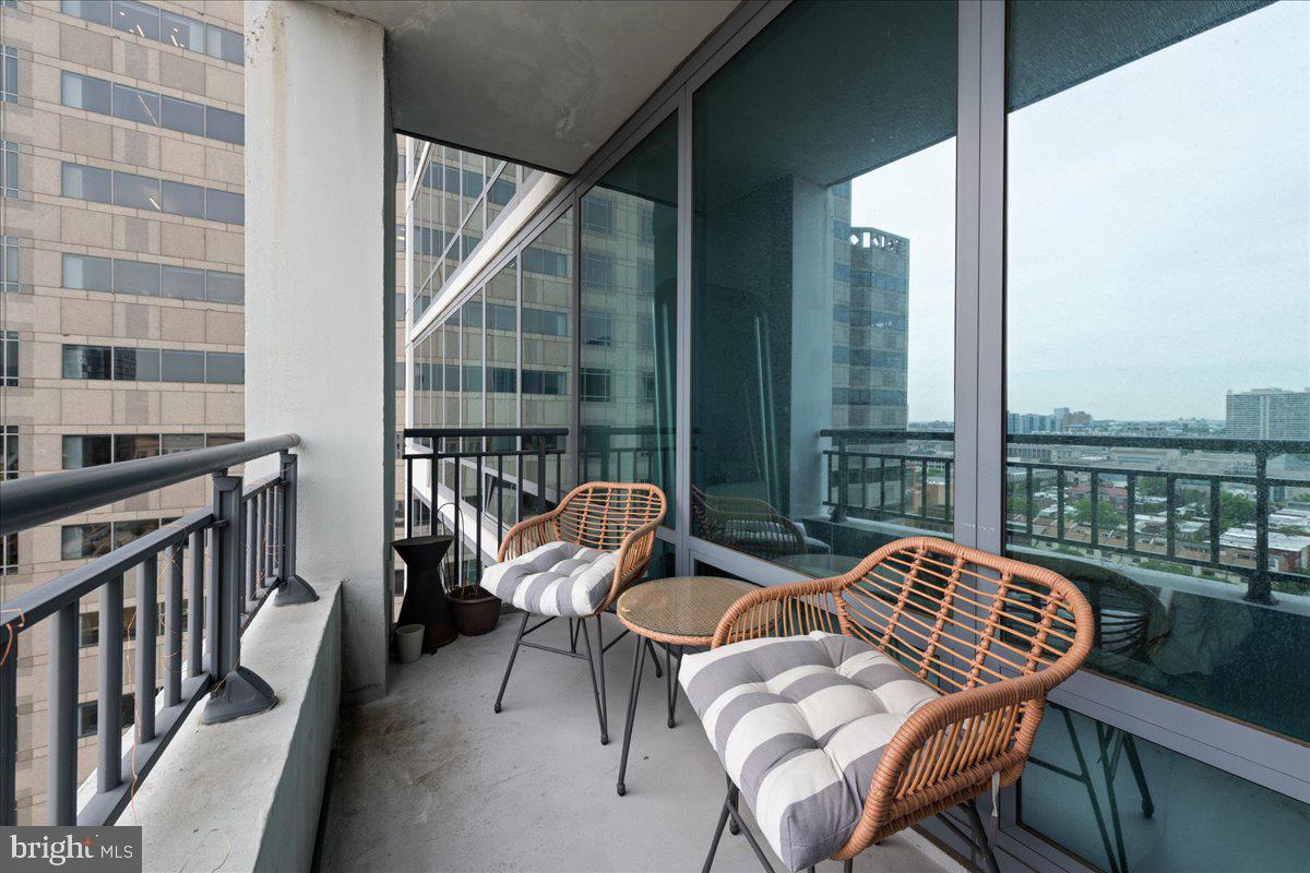 RITTENHOUSE SQUARE - Residential Lease