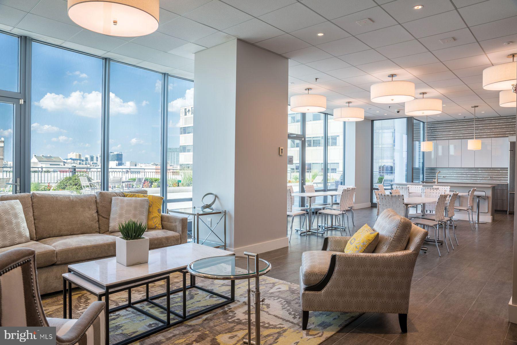 RITTENHOUSE SQUARE - Residential Lease