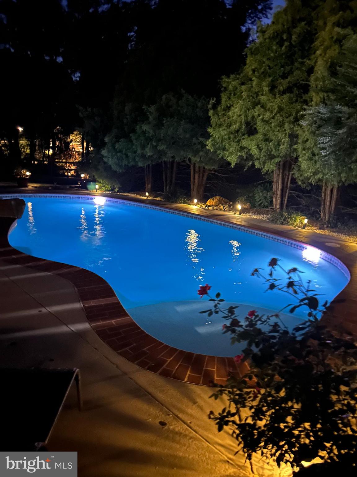 FAIRWOOD ACRES - Residential