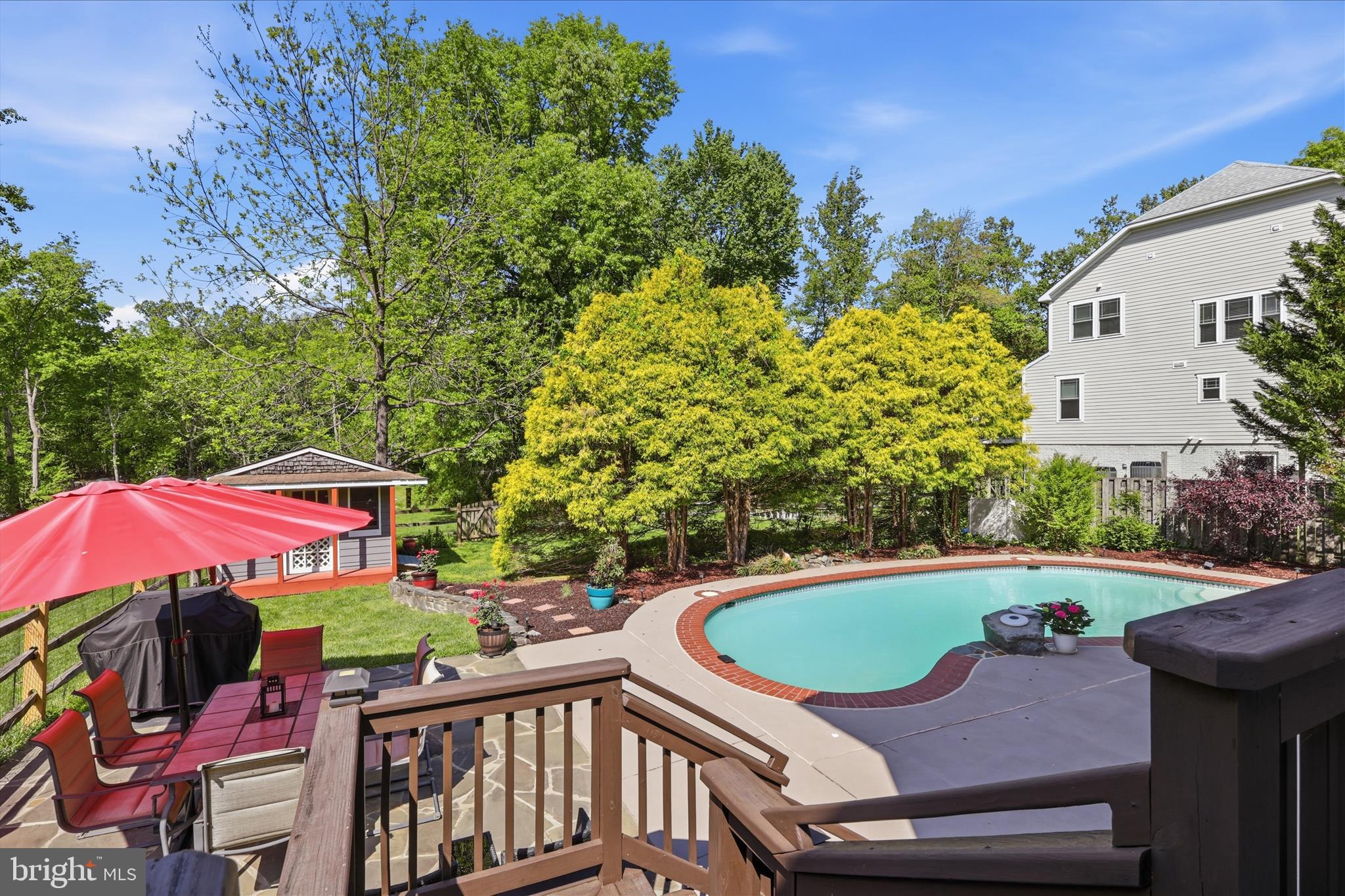 FAIRWOOD ACRES - Residential