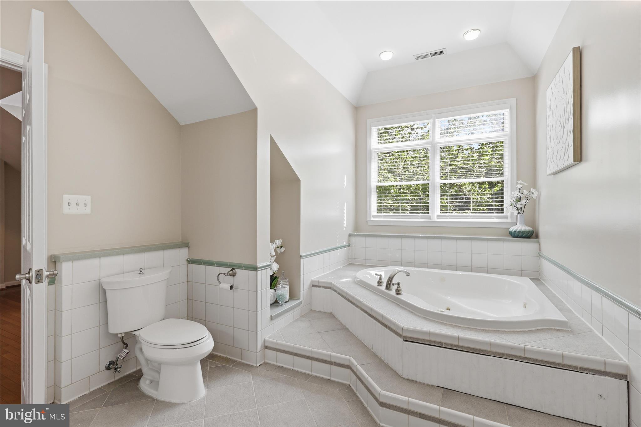 FAIRWOOD ACRES - Residential