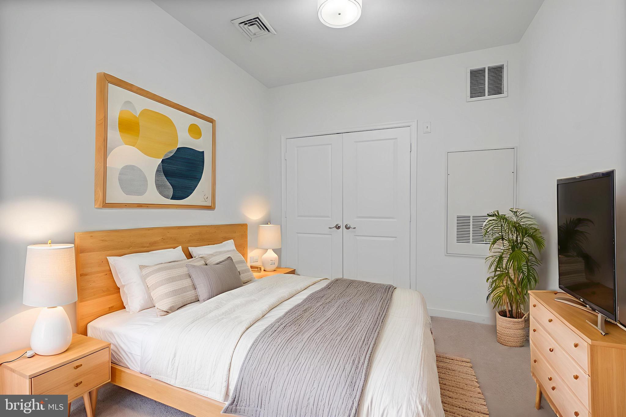 SILVER SPRING - Residential