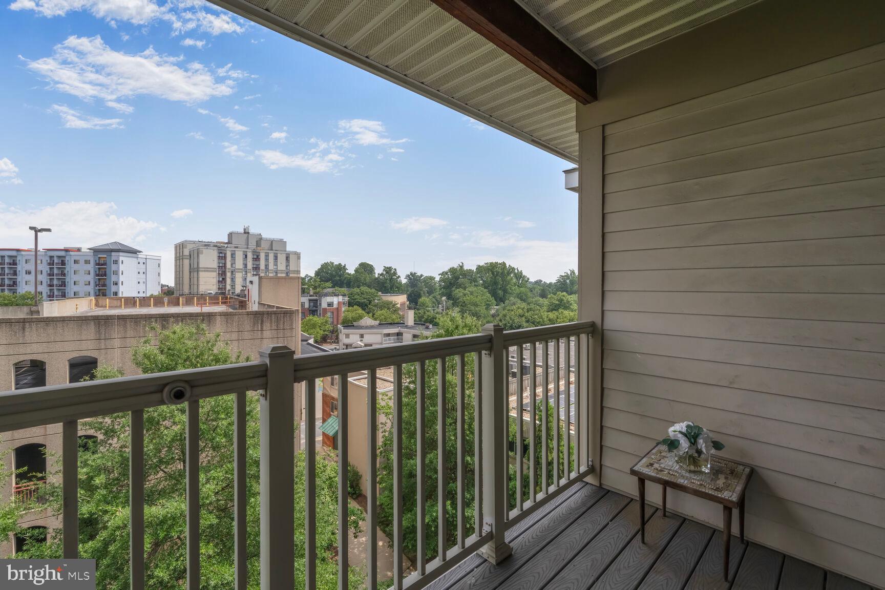 SILVER SPRING - Residential