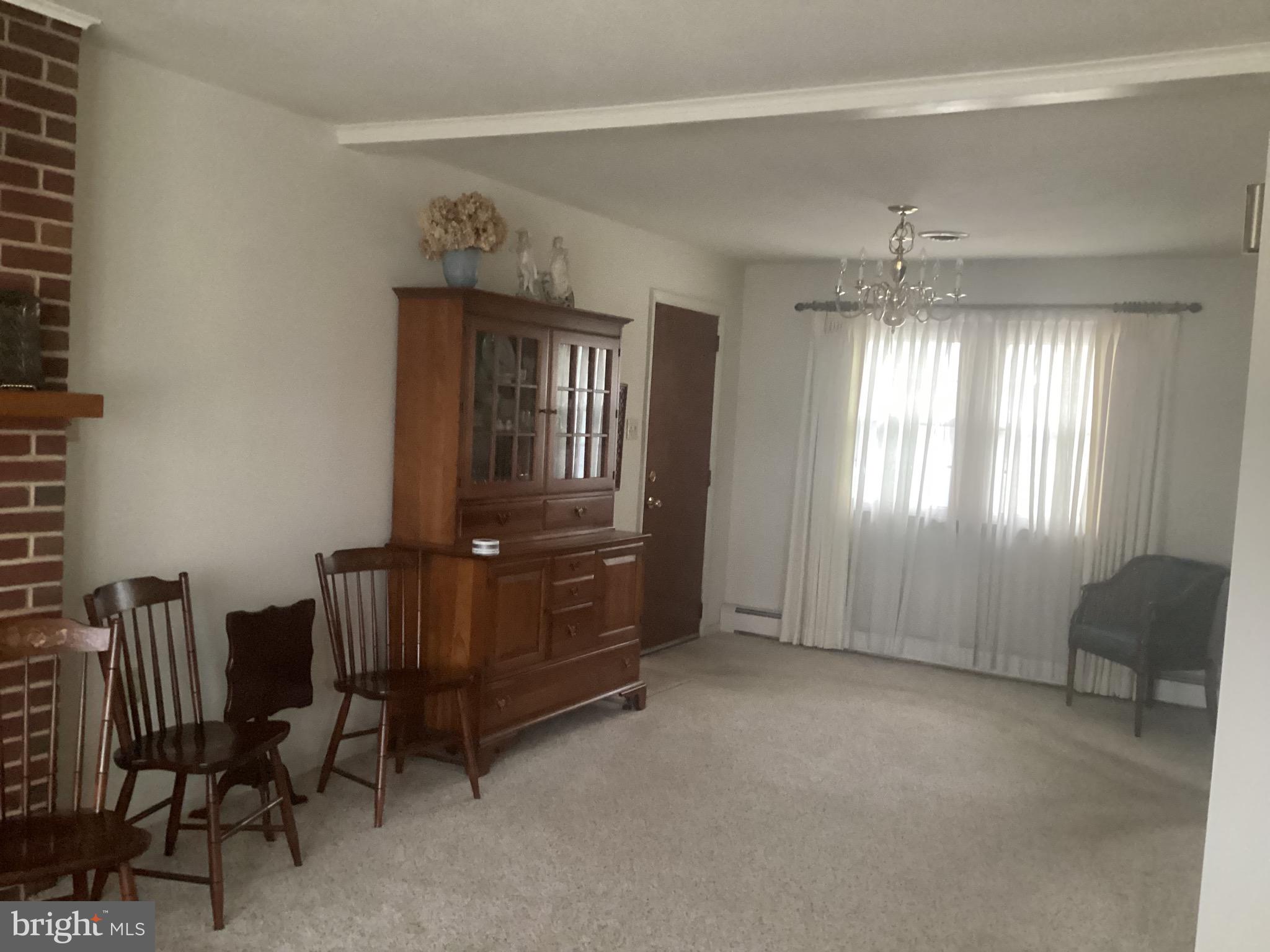 DEVON MANOR - Residential