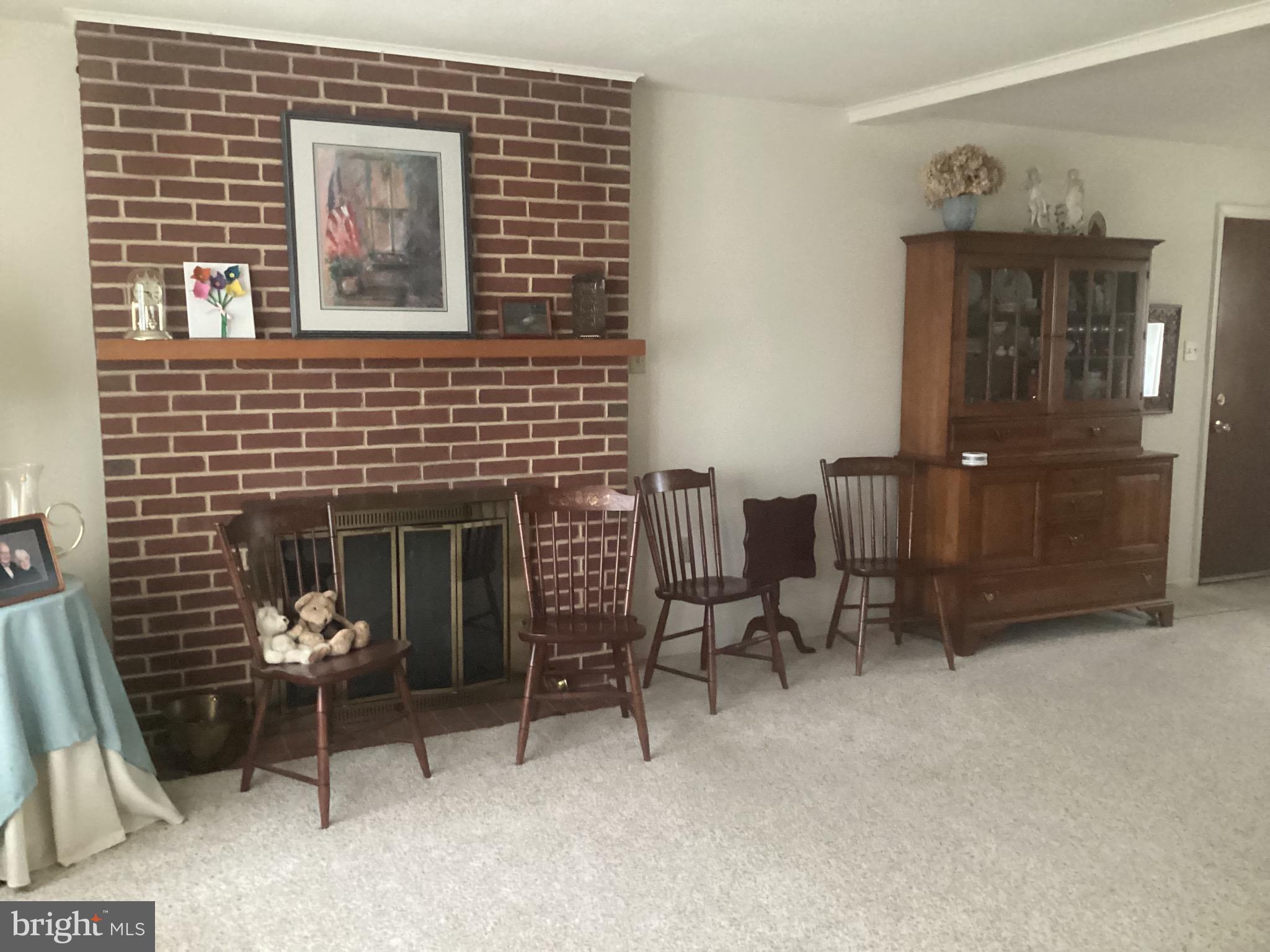 DEVON MANOR - Residential