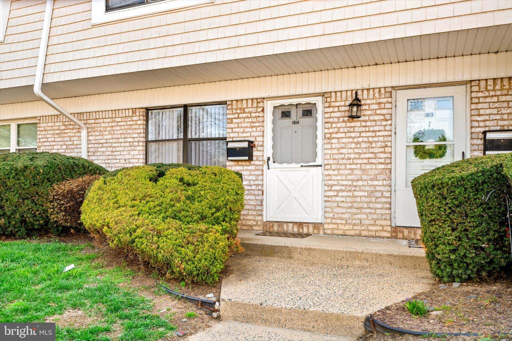 Photo of 1614 Silver Court, HAMILTON, NJ 08690 (MLS # NJME2075030)