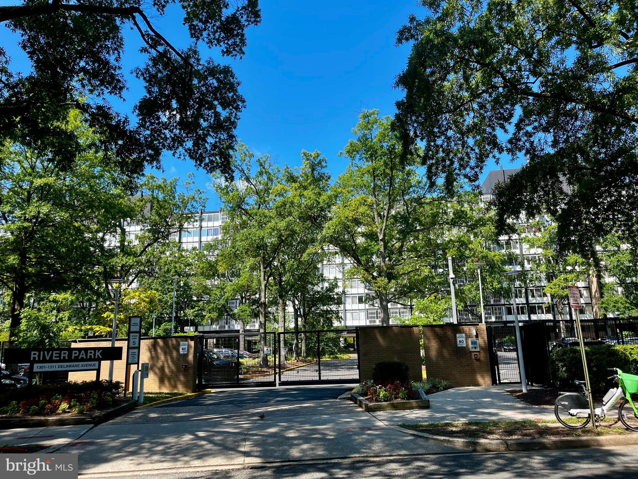 SOUTHWEST WATERFRONT - Residential