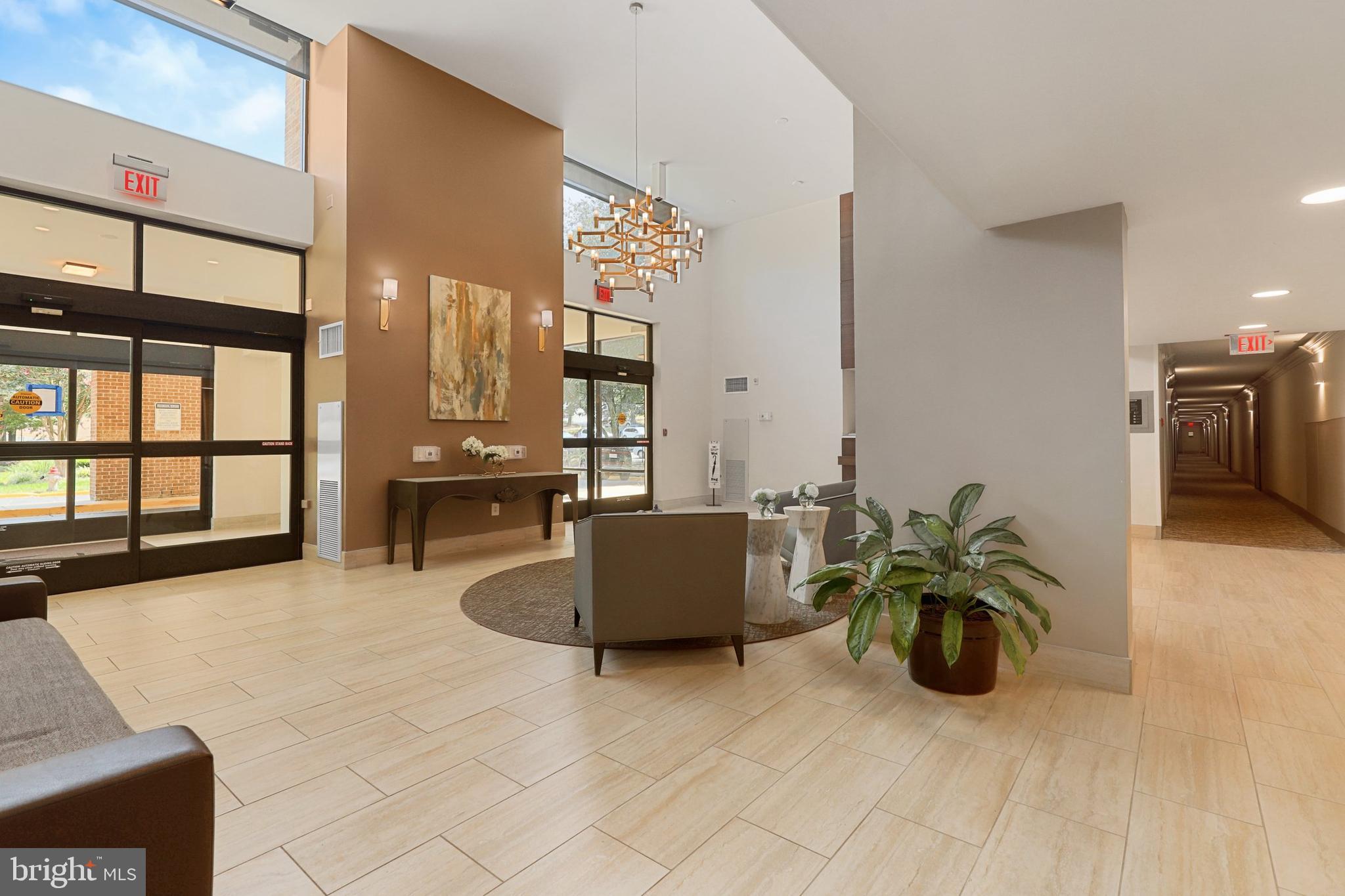 2300 PIMMIT DRIVE 807