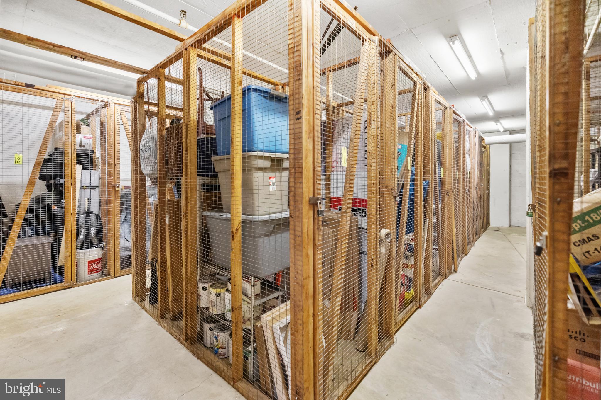 IDYLWOOD TOWERS CONDO - Residential