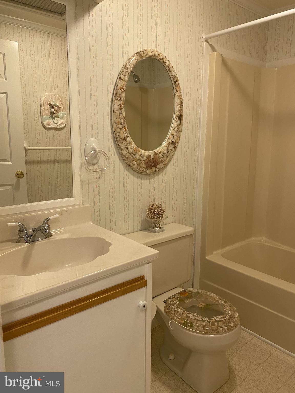 MYSTIC HARBOUR - Residential