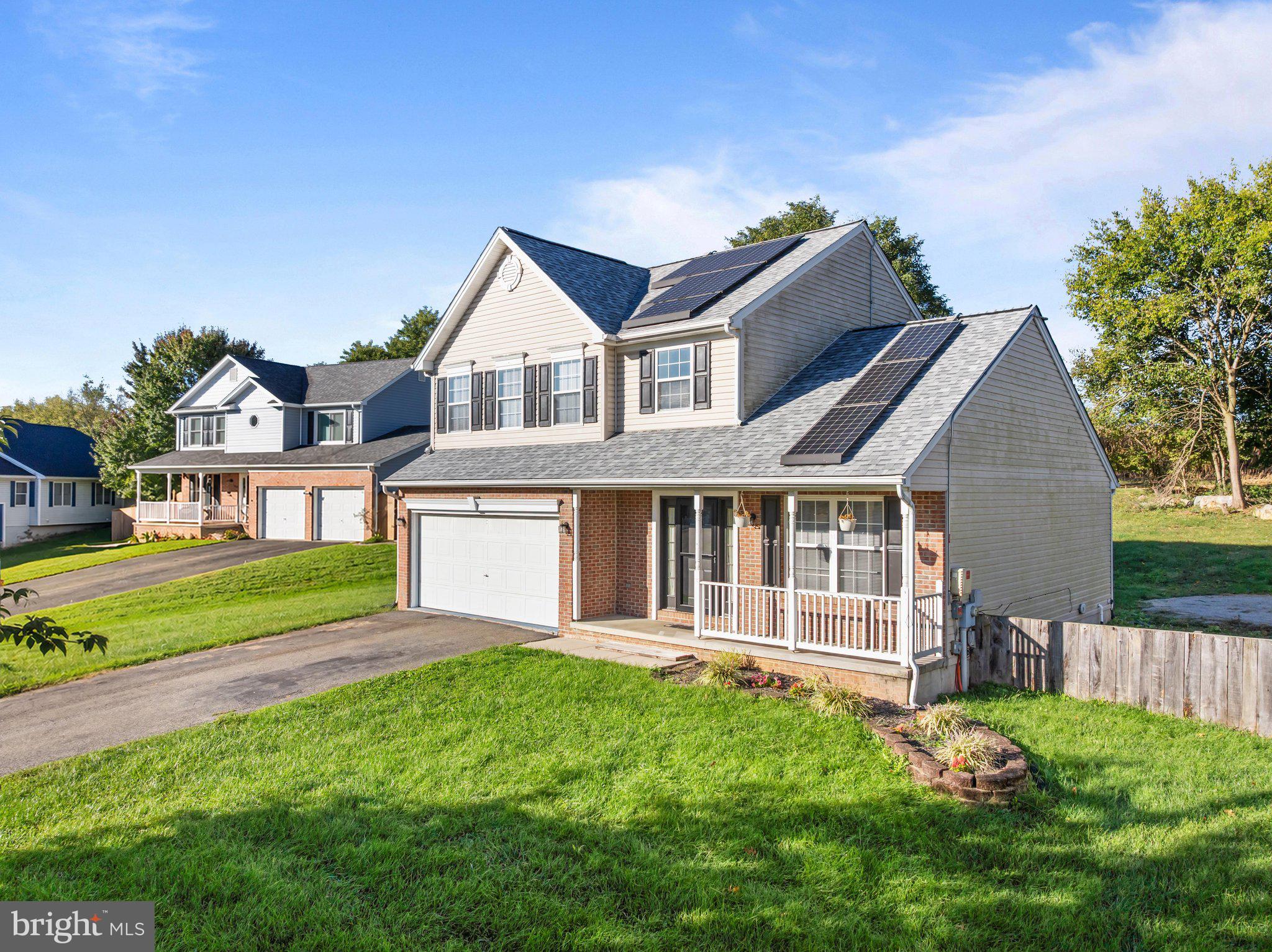 6 THOMPSON COURT