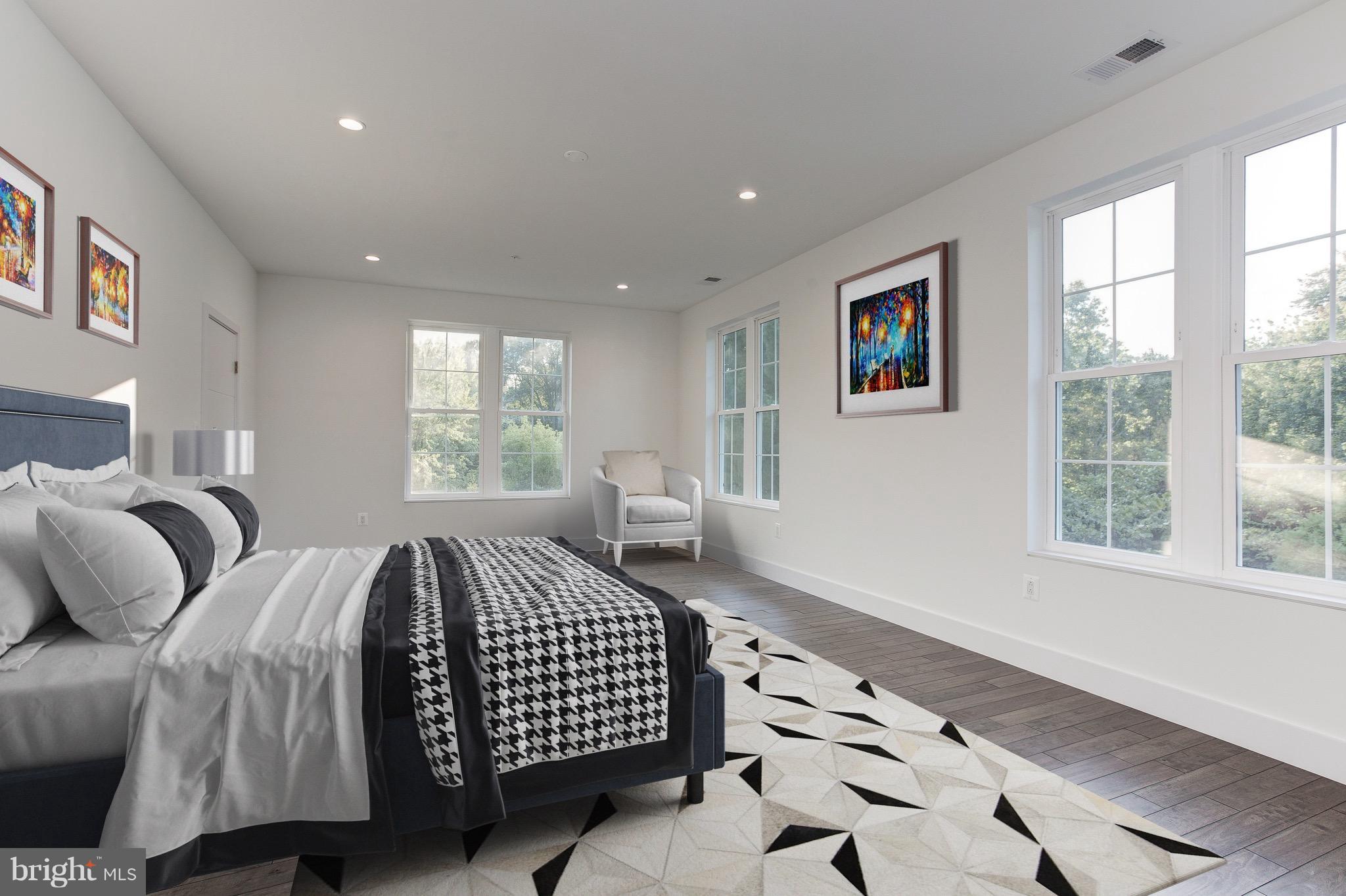 REGENCY ESTATES - Residential