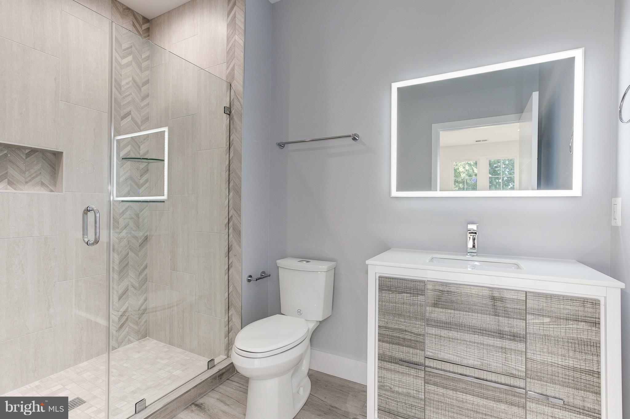 REGENCY ESTATES - Residential