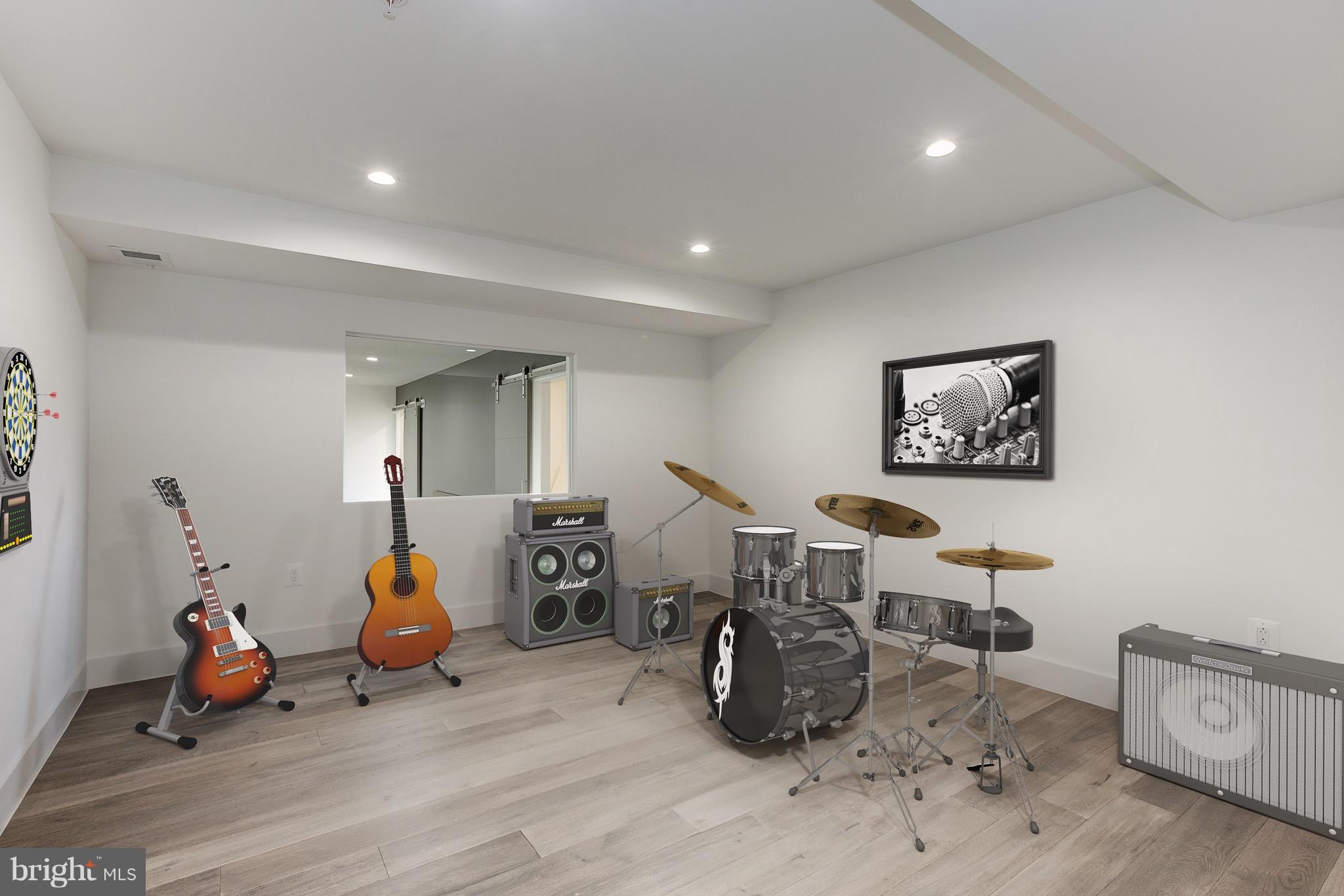 REGENCY ESTATES - Residential