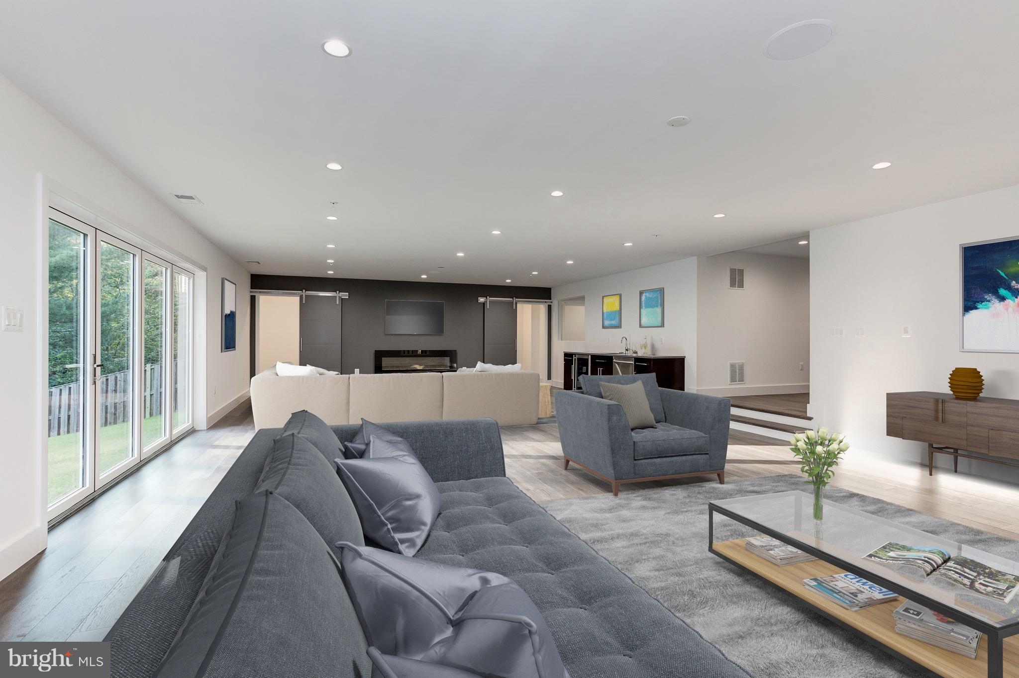 REGENCY ESTATES - Residential