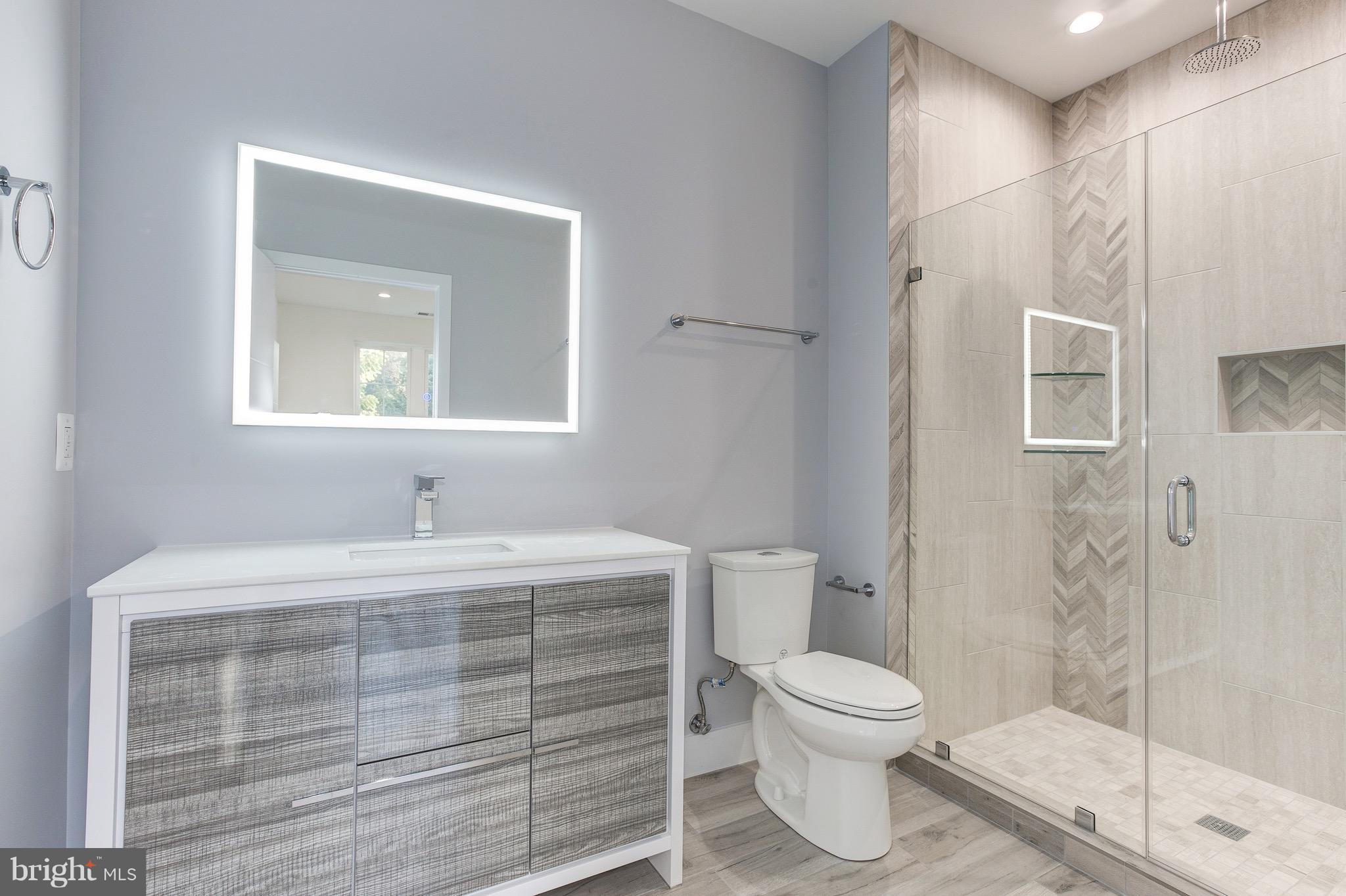 REGENCY ESTATES - Residential