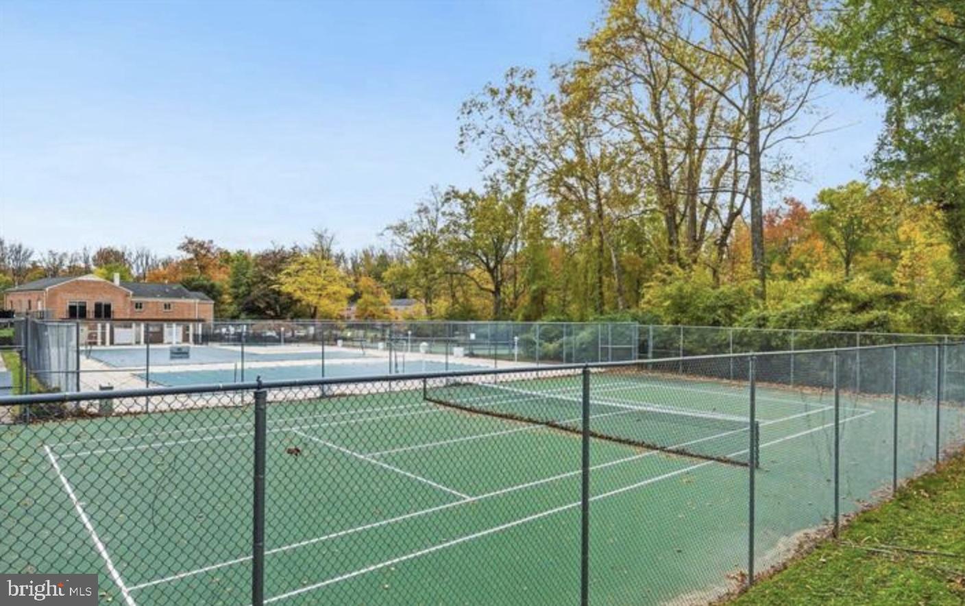 PARKSIDE CONDOMINIUMS - Residential