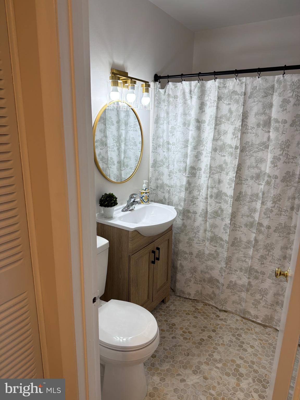 PARKSIDE CONDOMINIUMS - Residential