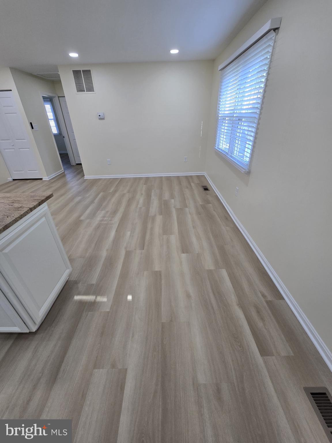 WAKEFIELD - Residential Lease