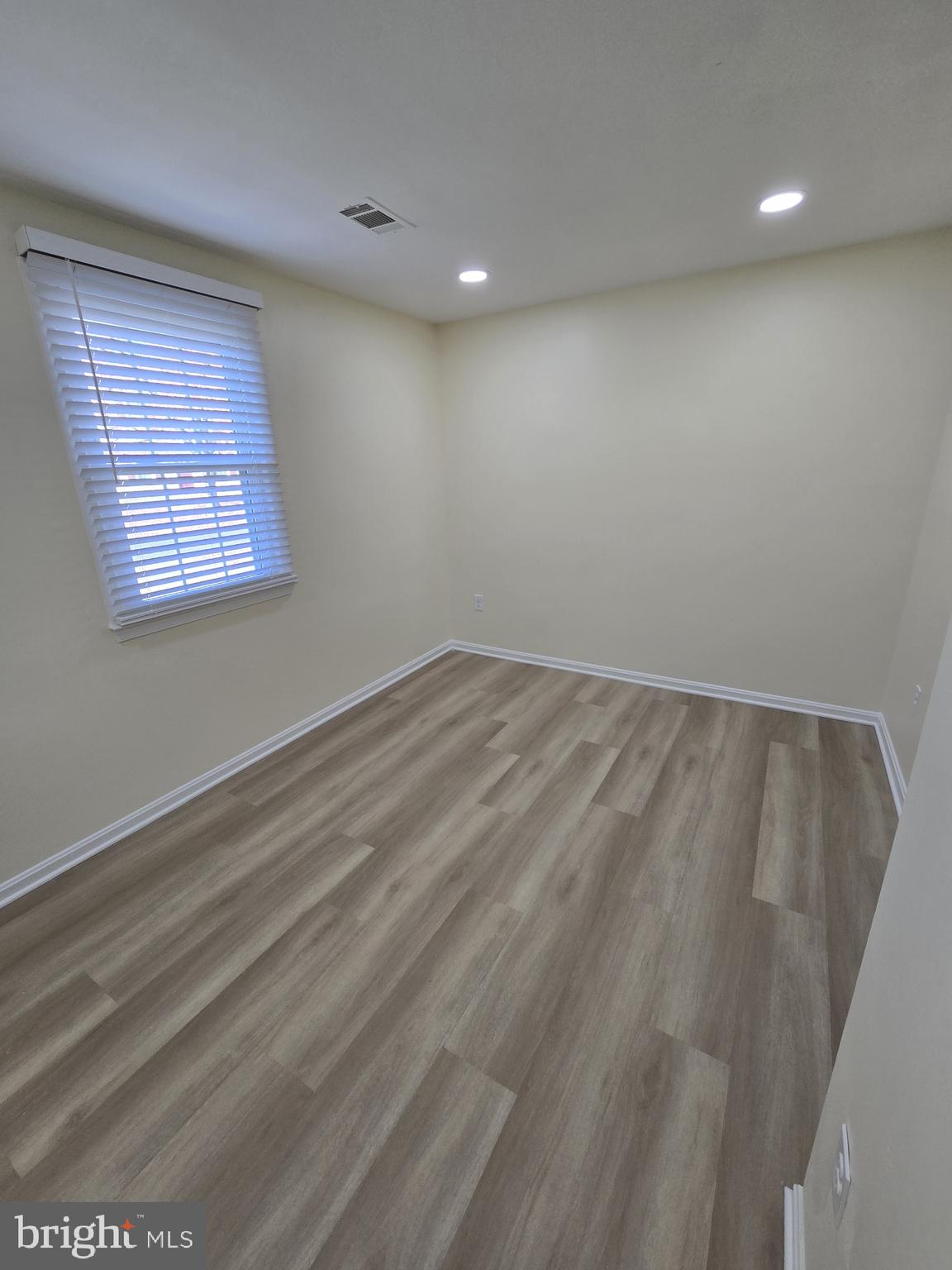 WAKEFIELD - Residential Lease