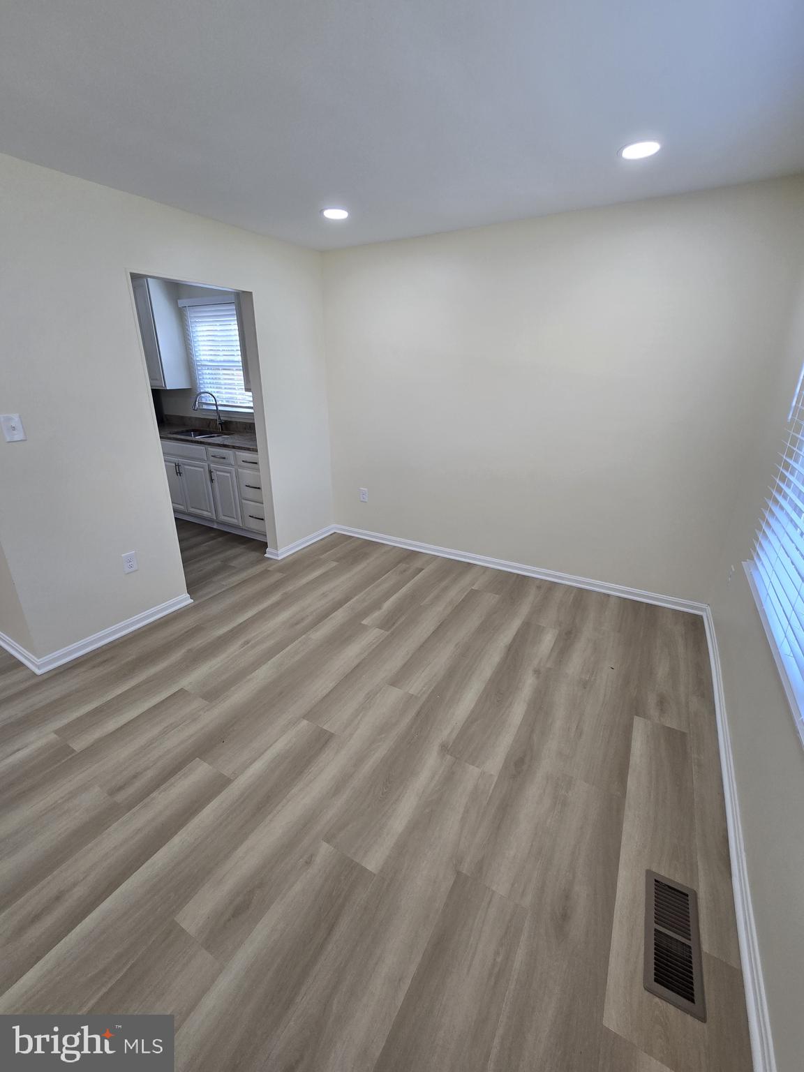 WAKEFIELD - Residential Lease