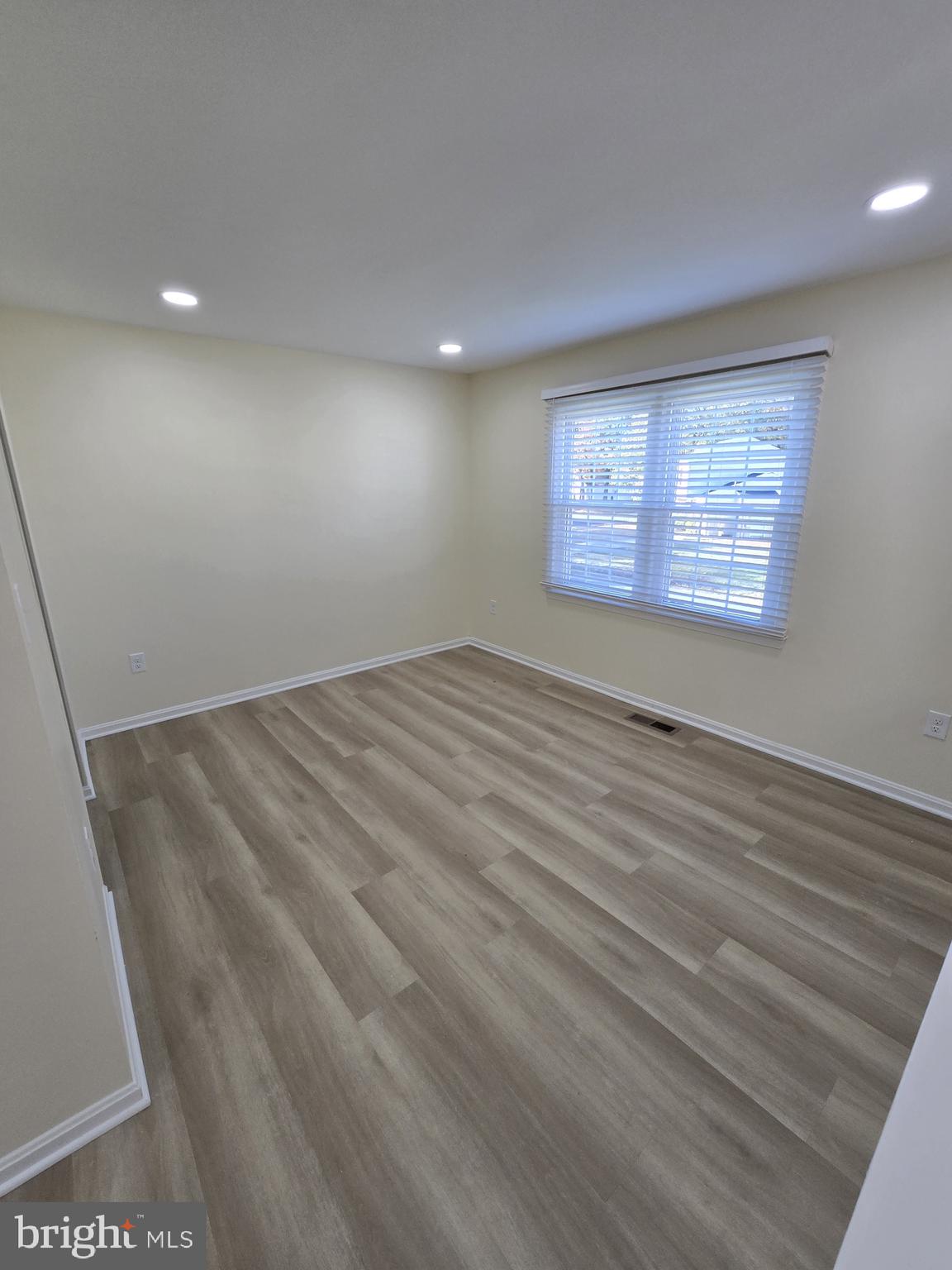 WAKEFIELD - Residential Lease