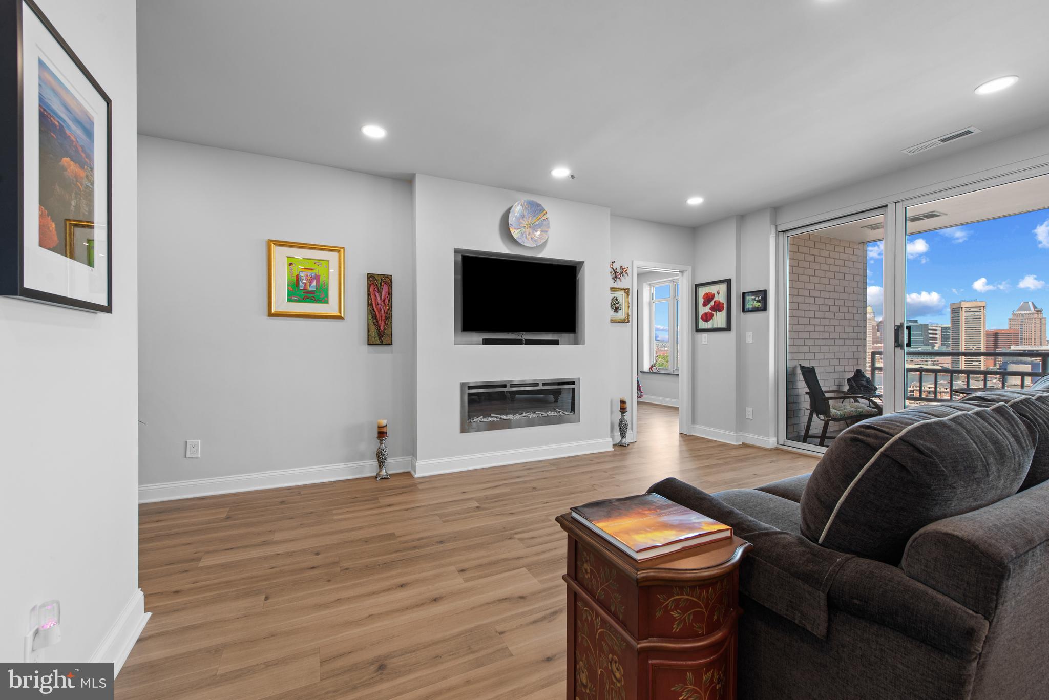 HARBORVIEW - Residential
