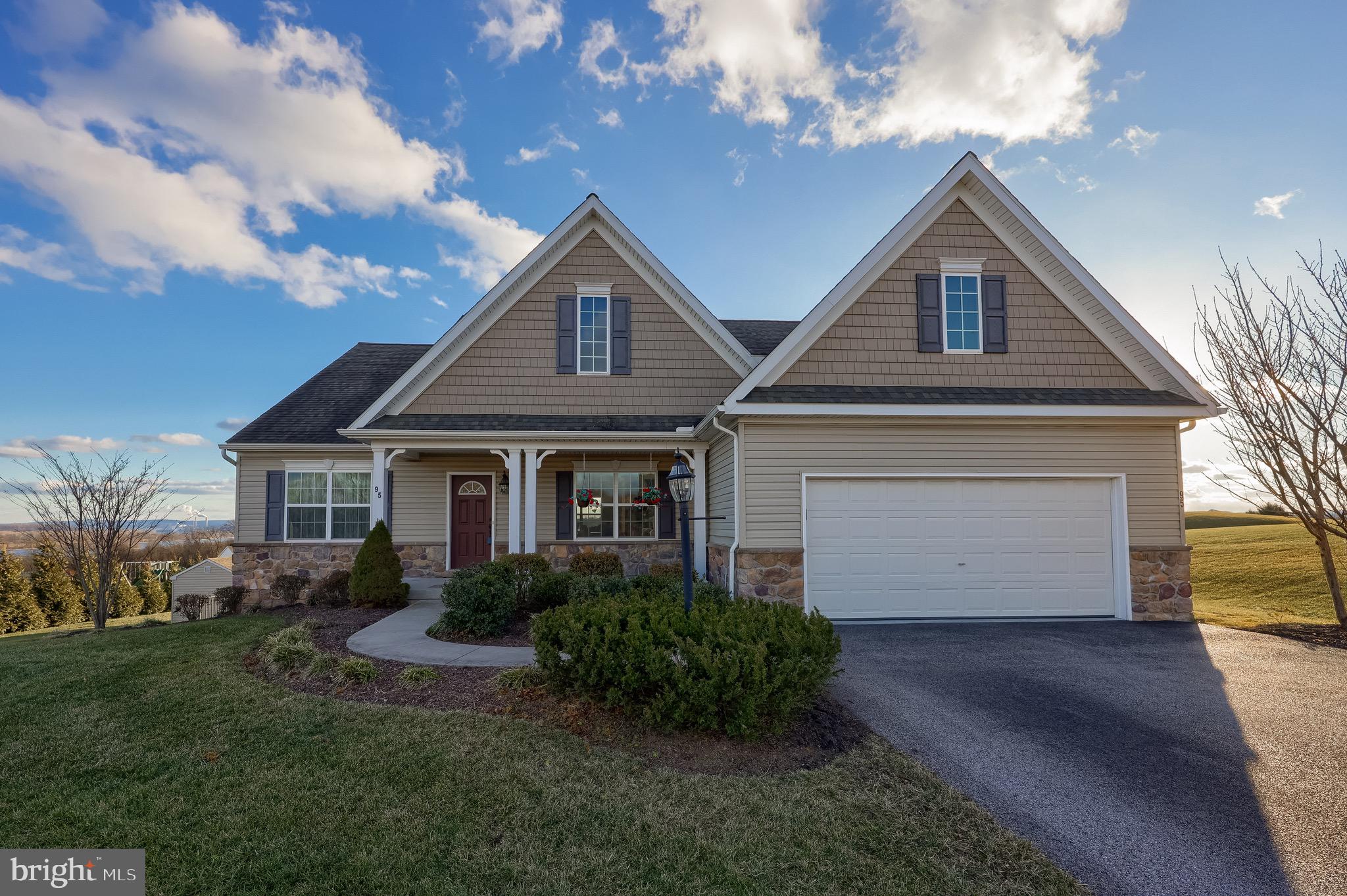 SUSQUEHANNA RIDINGS - Residential