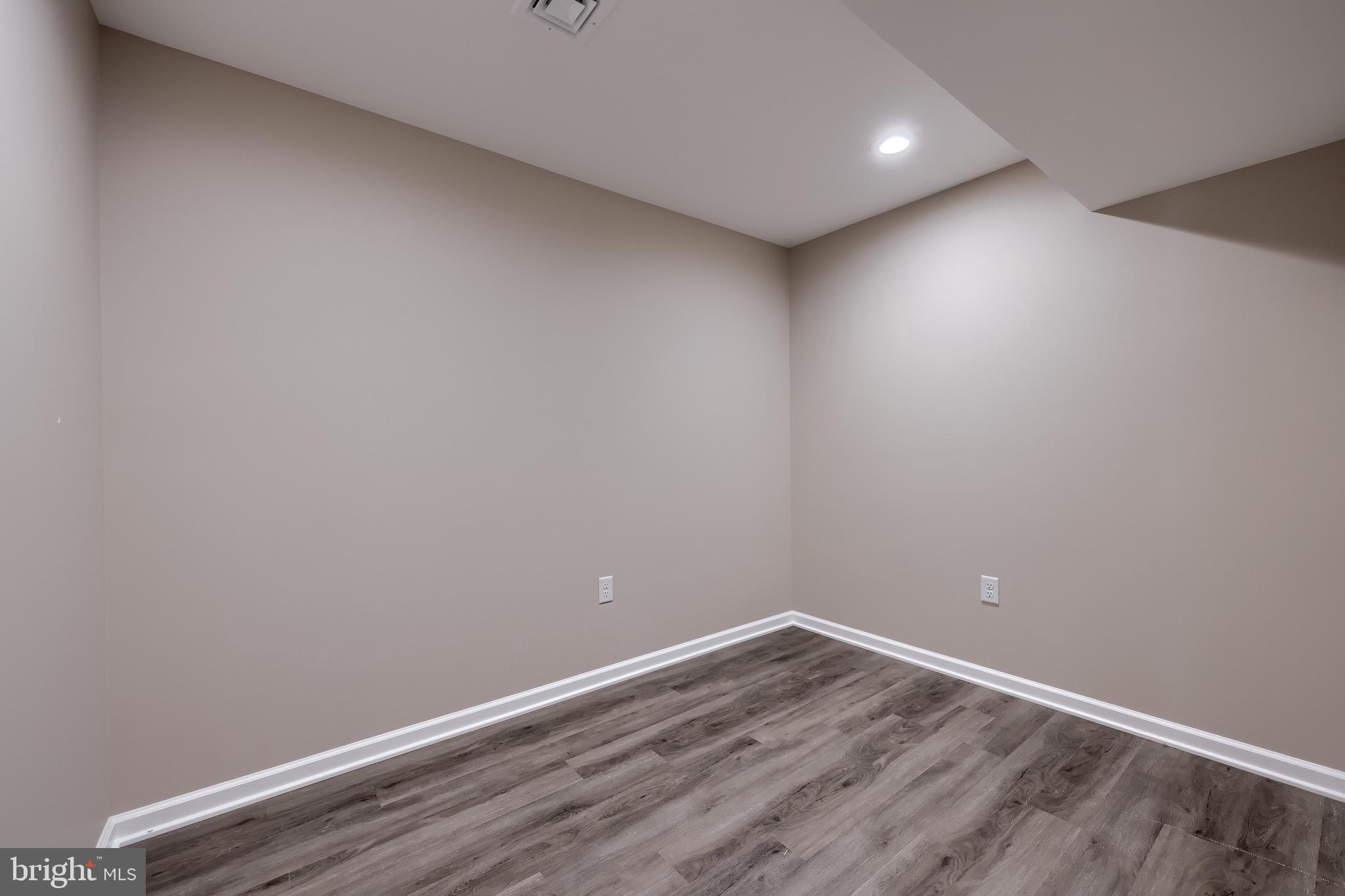 SUSQUEHANNA RIDINGS - Residential