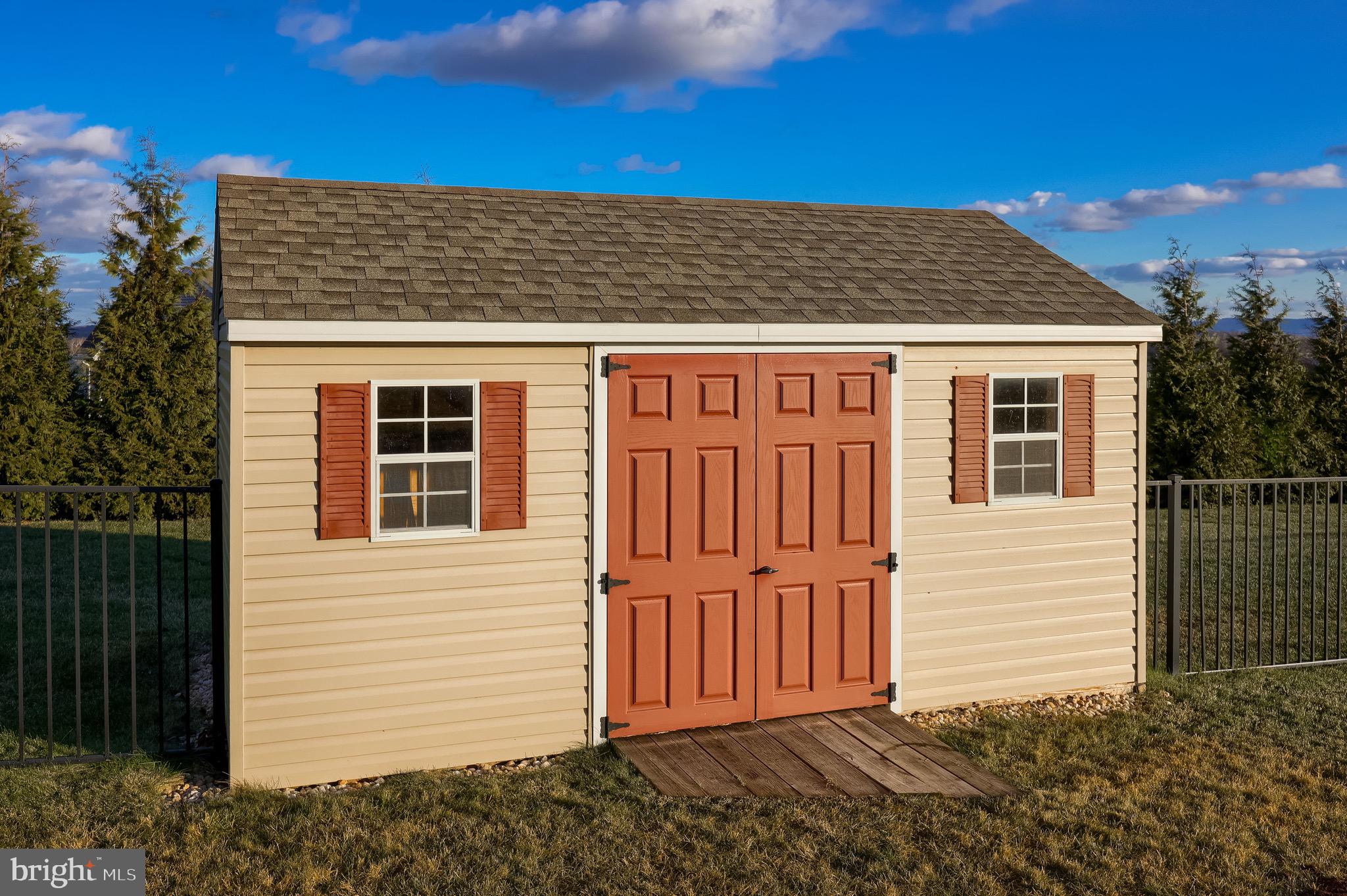 SUSQUEHANNA RIDINGS - Residential