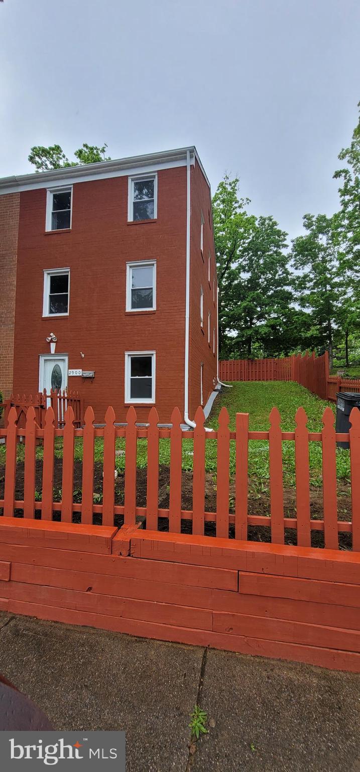 GEORGETOWN  VILLAGE - Residential