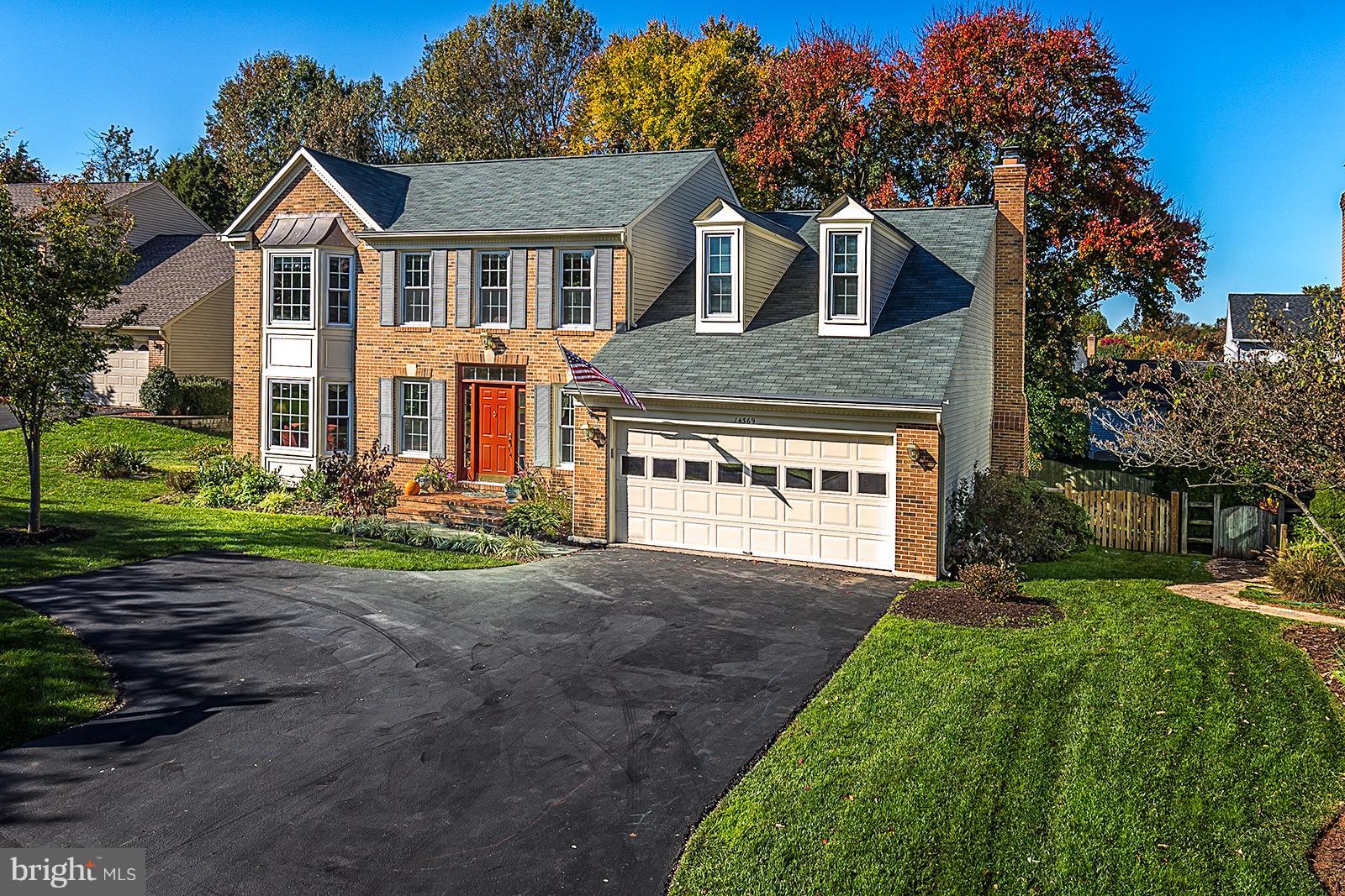 LIFESTYLE AT SULLY STATION - Residential