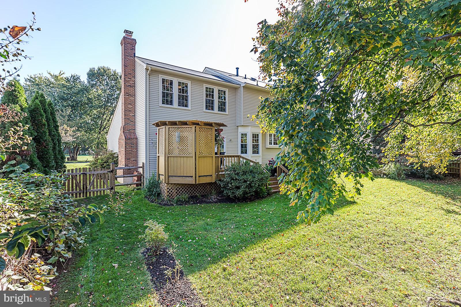 LIFESTYLE AT SULLY STATION - Residential