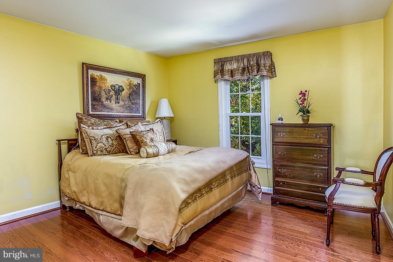 LIFESTYLE AT SULLY STATION - Residential