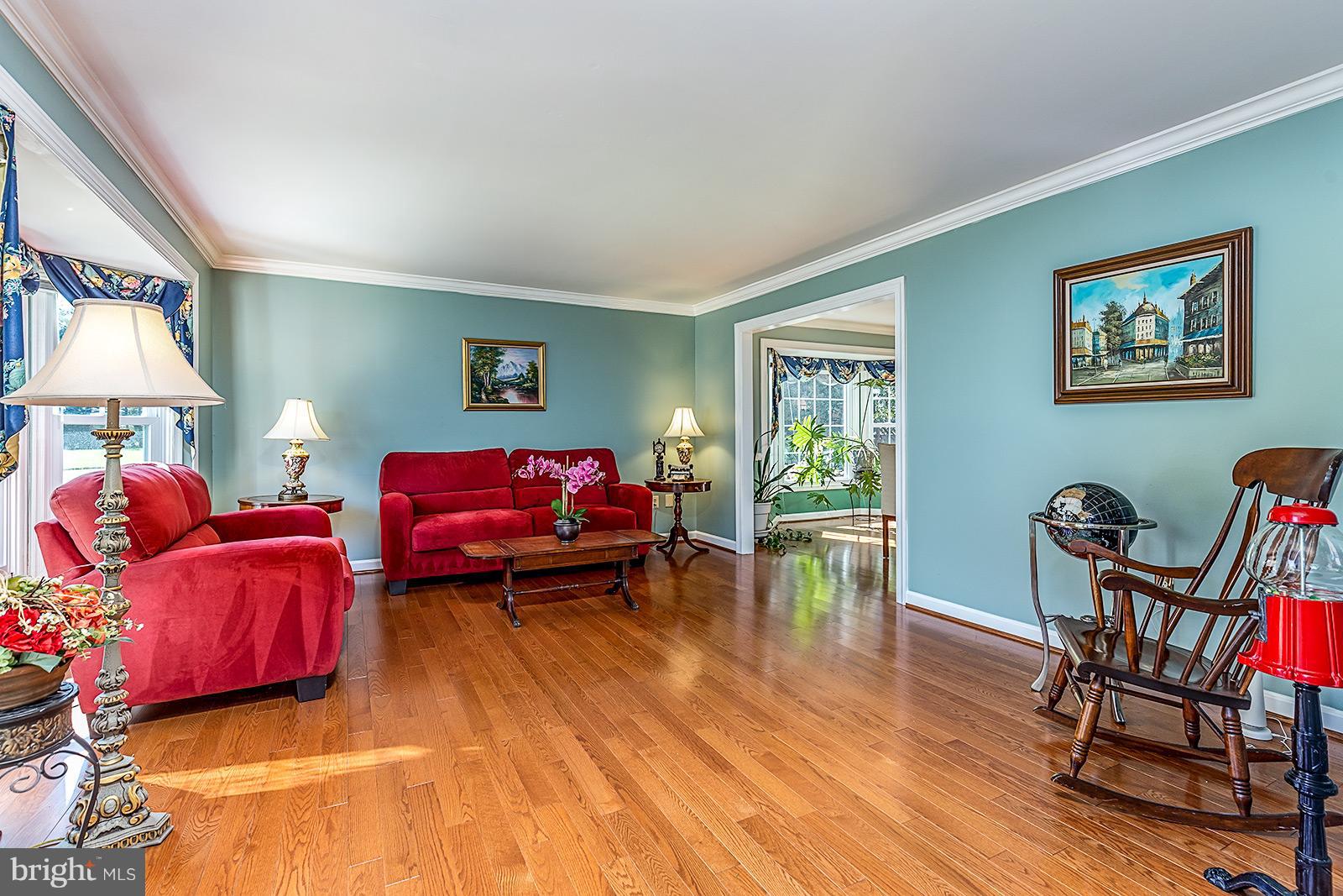 LIFESTYLE AT SULLY STATION - Residential