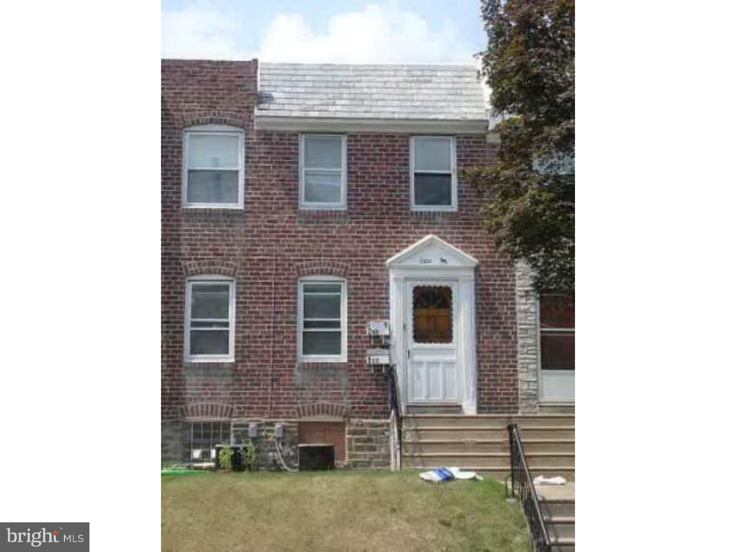 EAST FALLS - Residential Lease