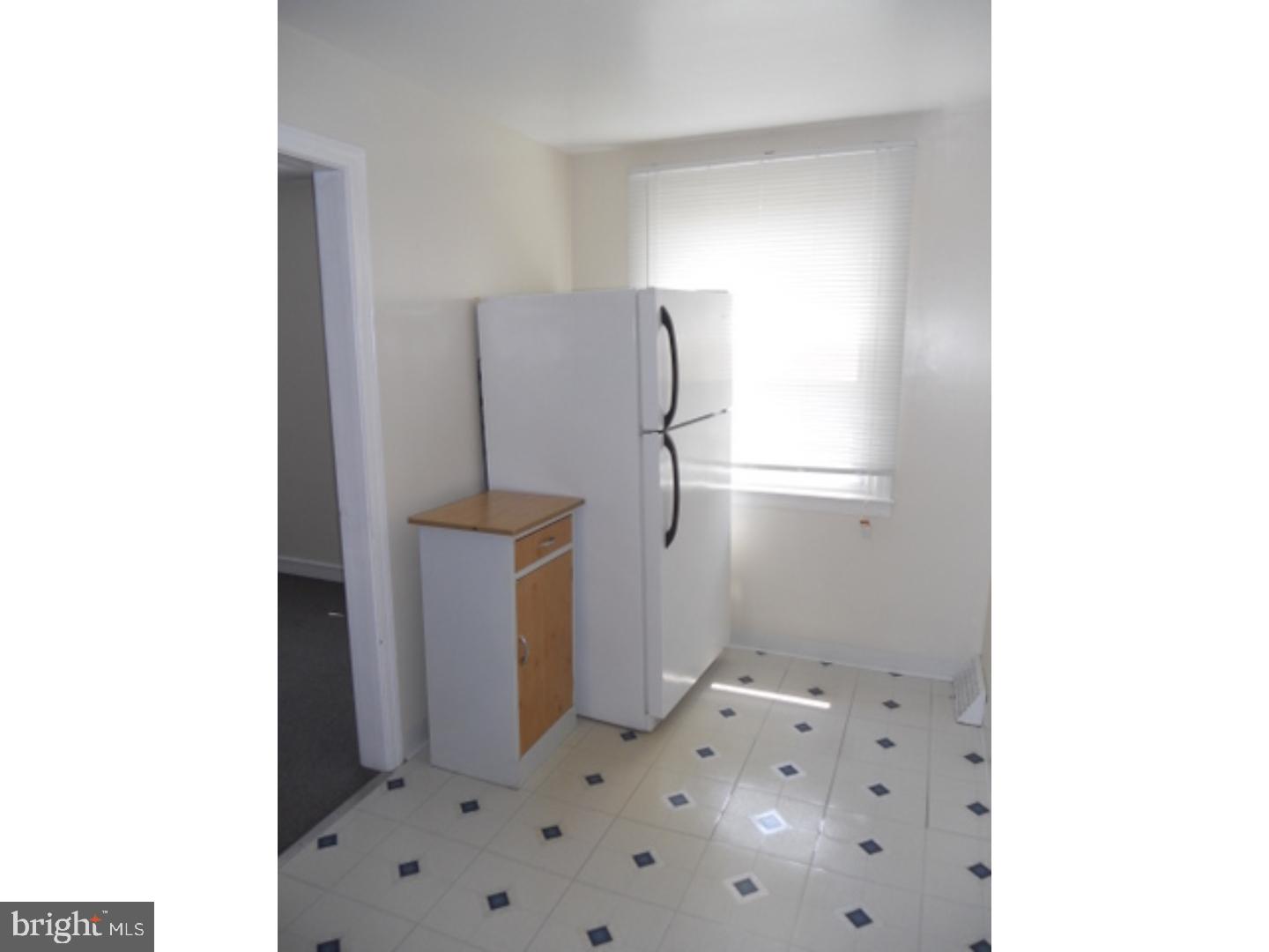 EAST FALLS - Residential Lease