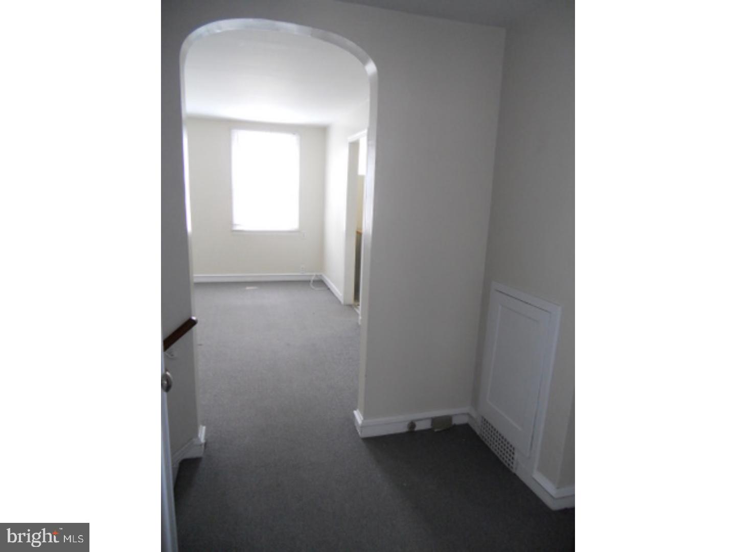EAST FALLS - Residential Lease