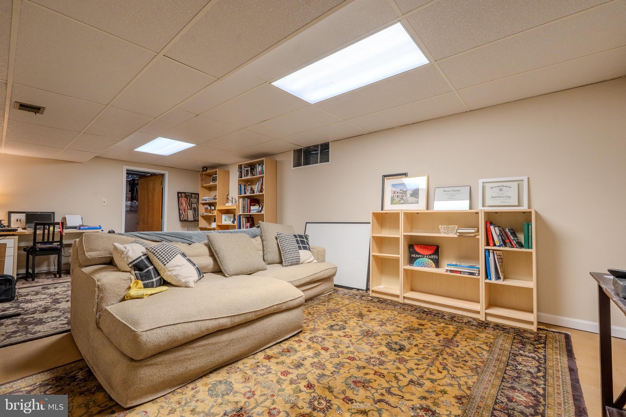 SOUTH HILLS PARK - Residential