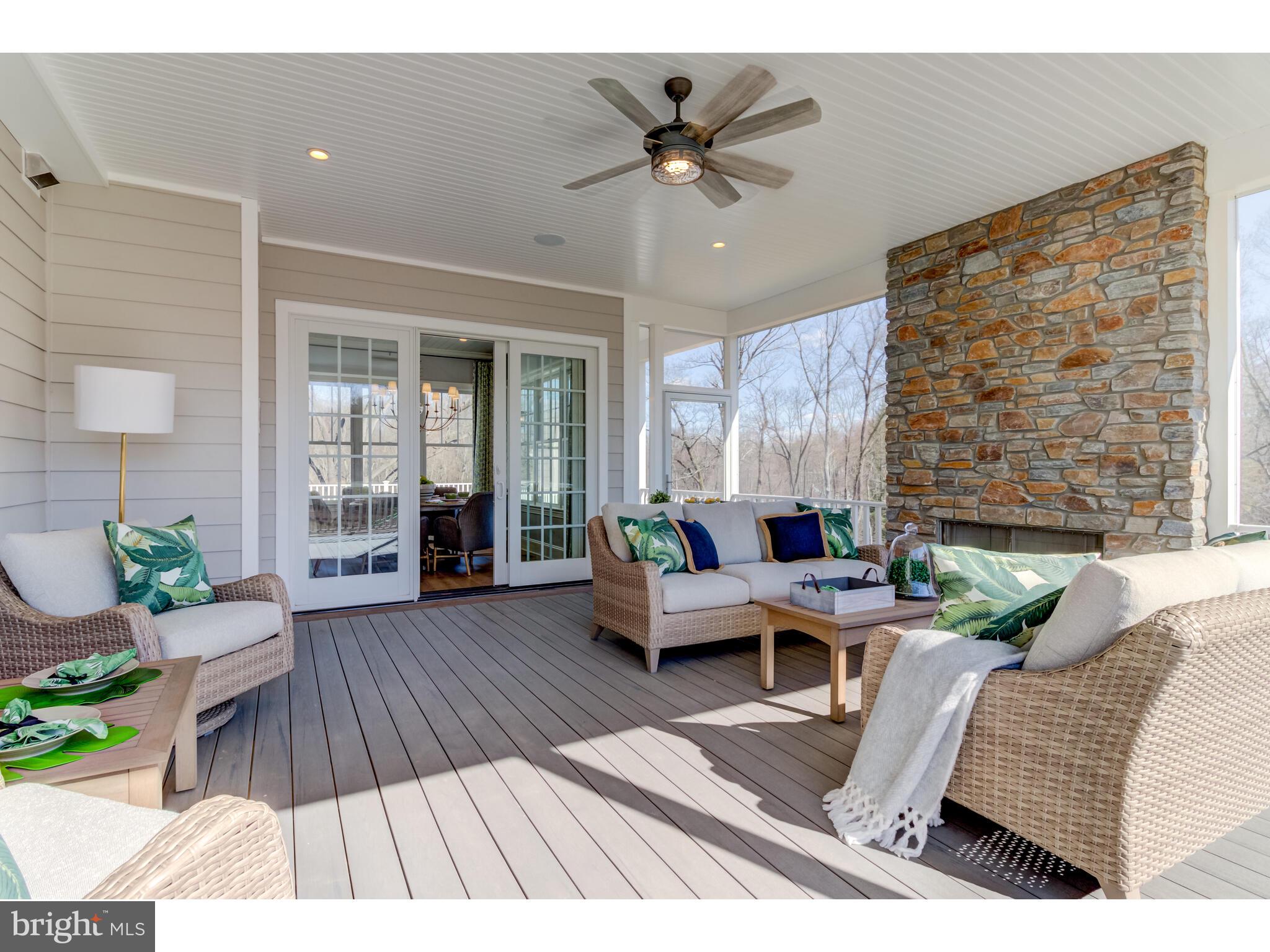 KNOBB HILL - Residential