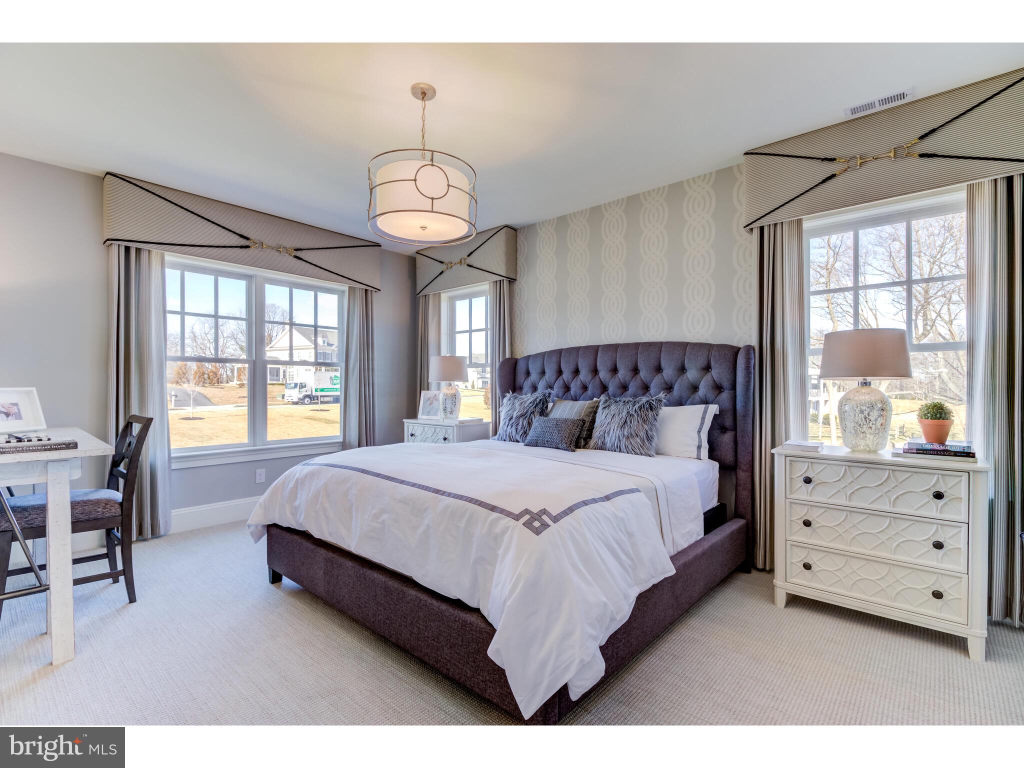 KNOBB HILL - Residential